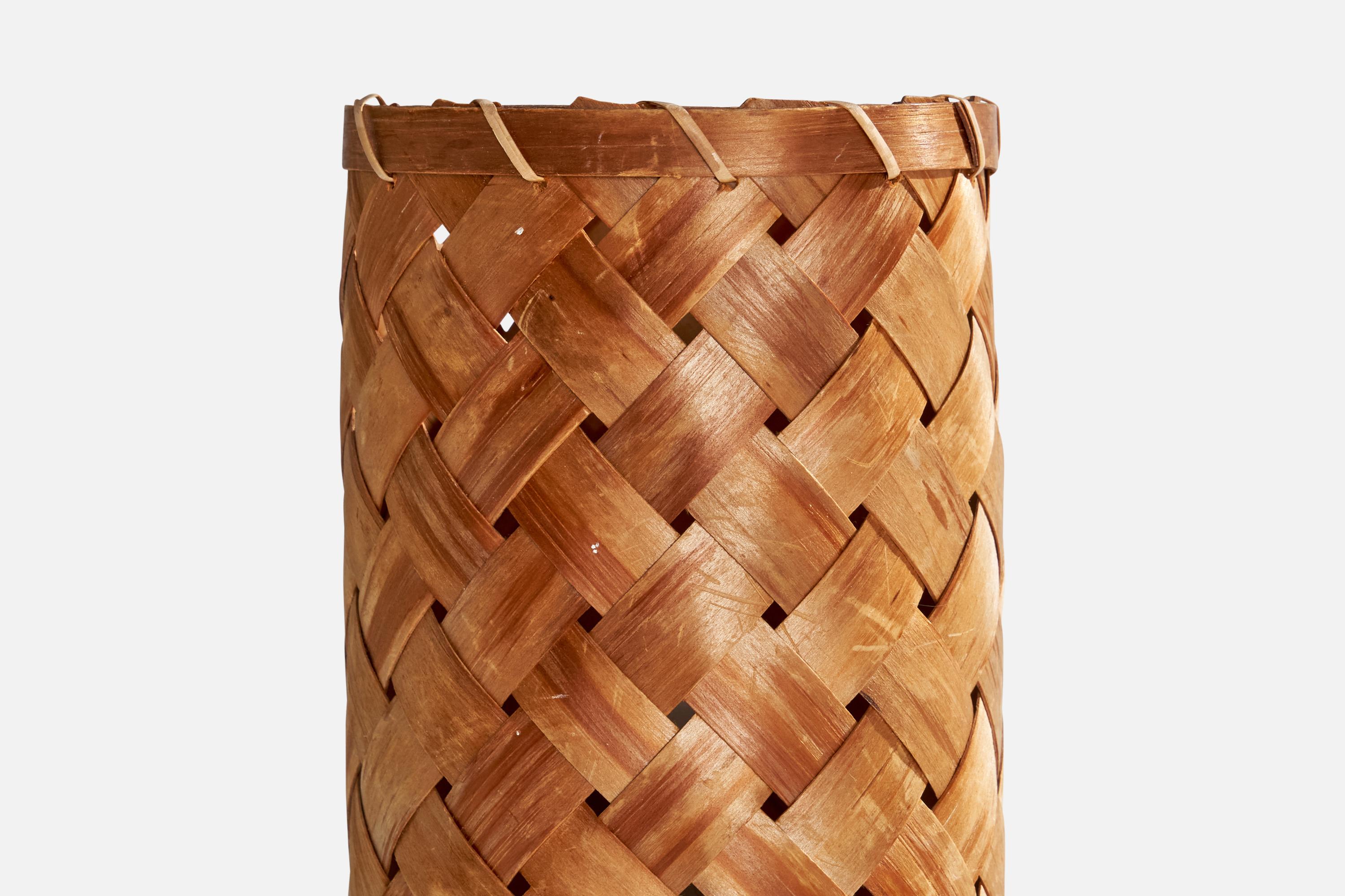 Swedish Designer, Table Lamp, Pine, Sweden, 1970s For Sale 1