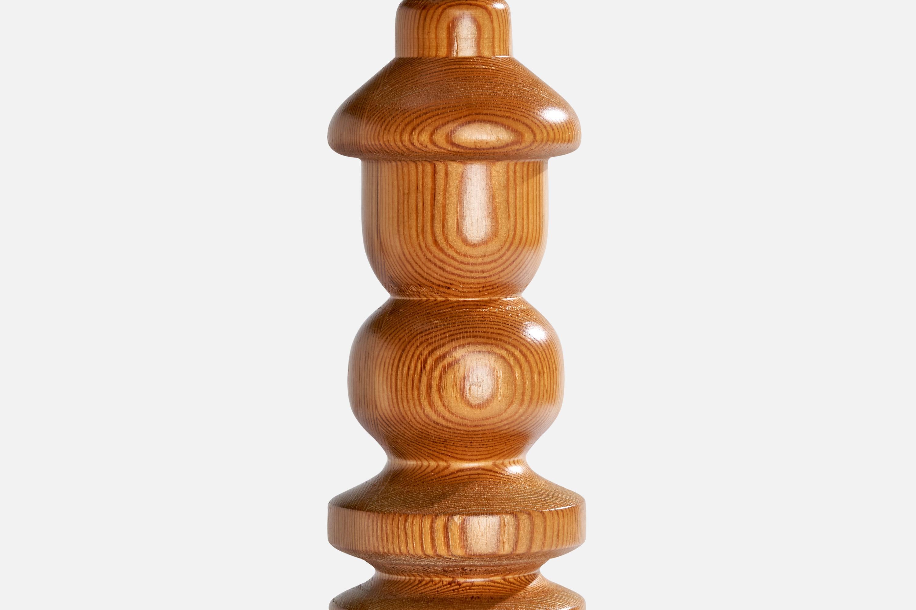 Swedish Designer, Table Lamp, Pine, Sweden, 1970s For Sale 1