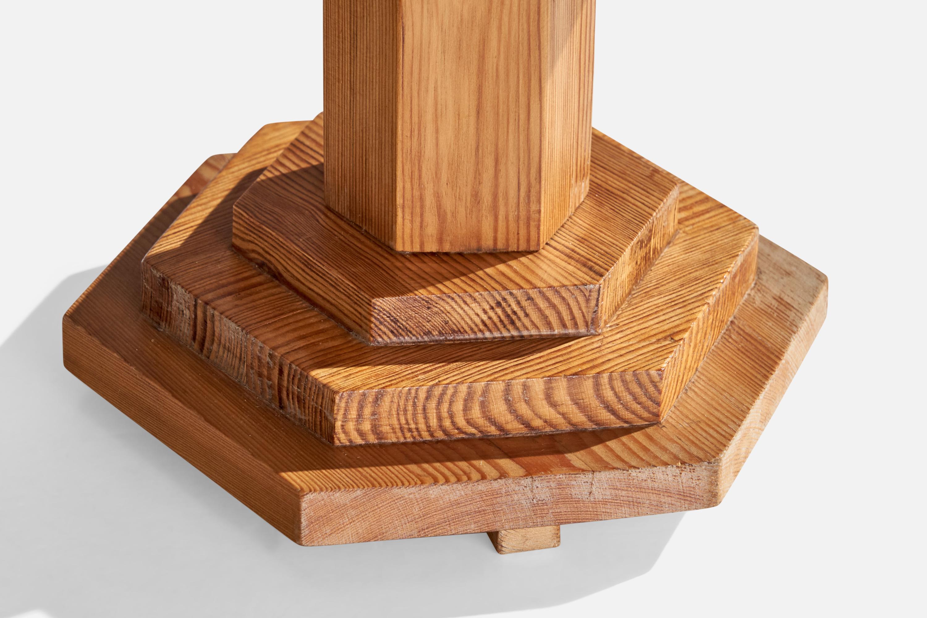 Swedish Designer, Table Lamp, Pine, Sweden, 1970s For Sale 1