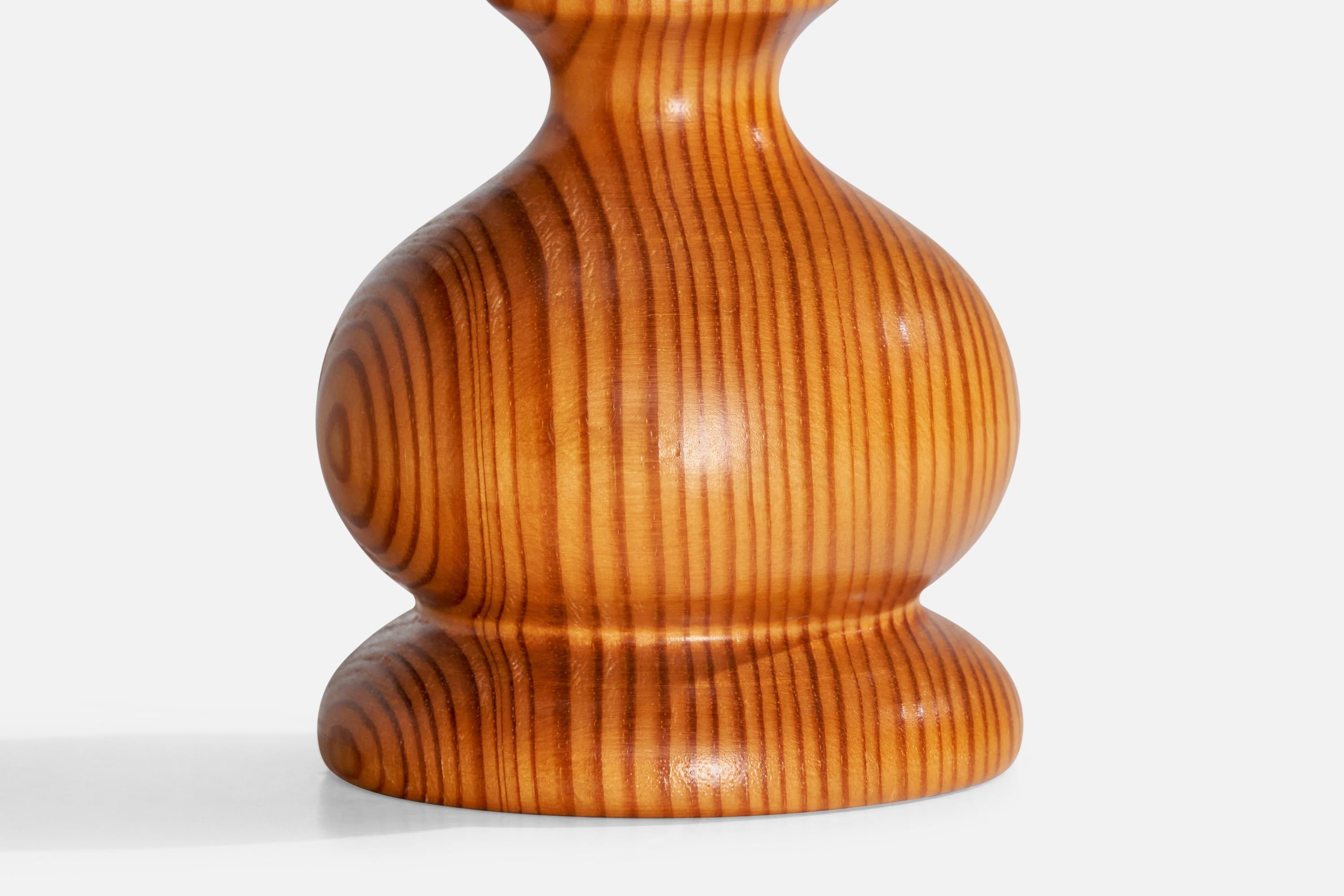 Swedish Designer, Table Lamp, Pine, Sweden, 1970s For Sale 2