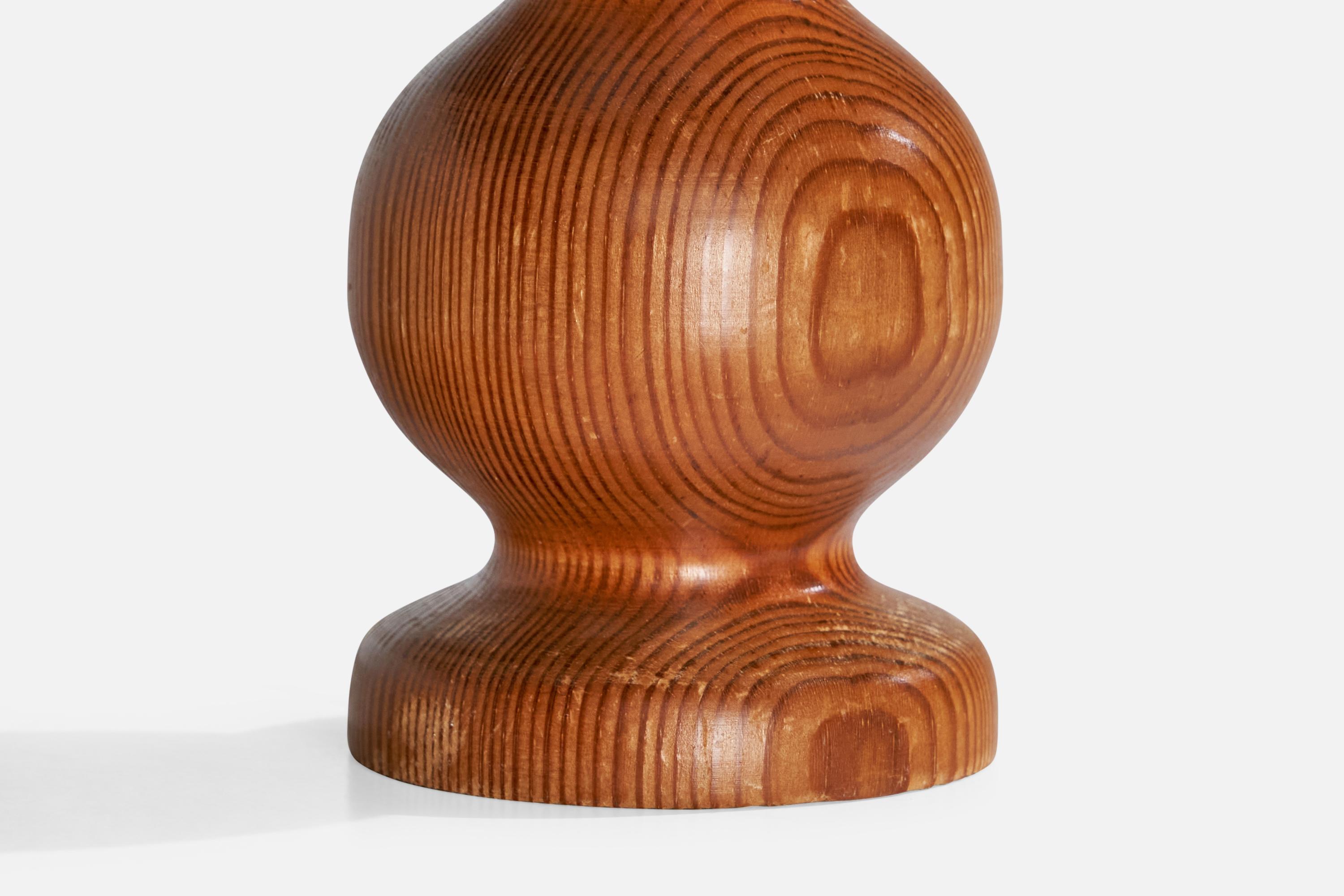 Diseñador sueco, lámpara de mesa, pino, Suecia, años 1970 en venta 1