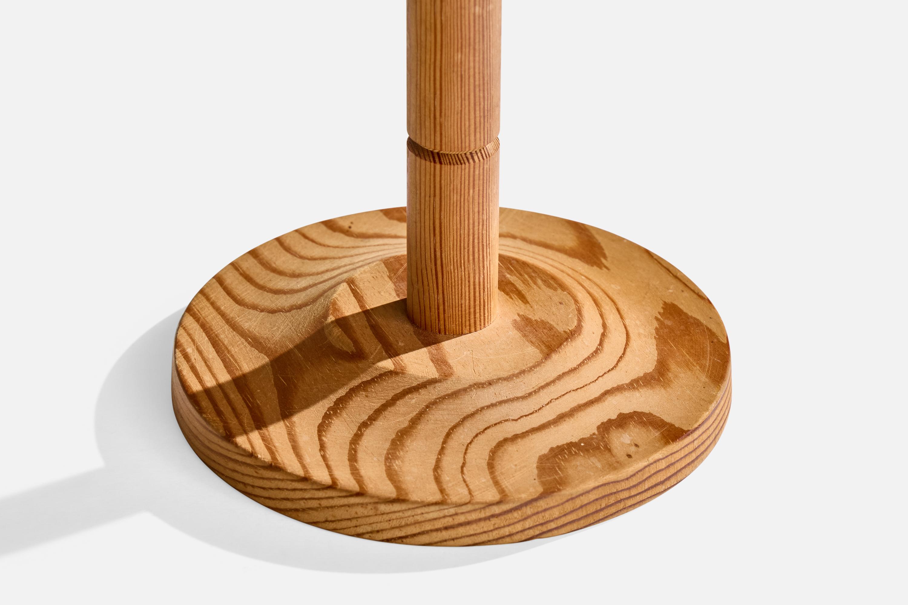 Swedish Designer, Table Lamp, Pine, Sweden, 1970s For Sale 2