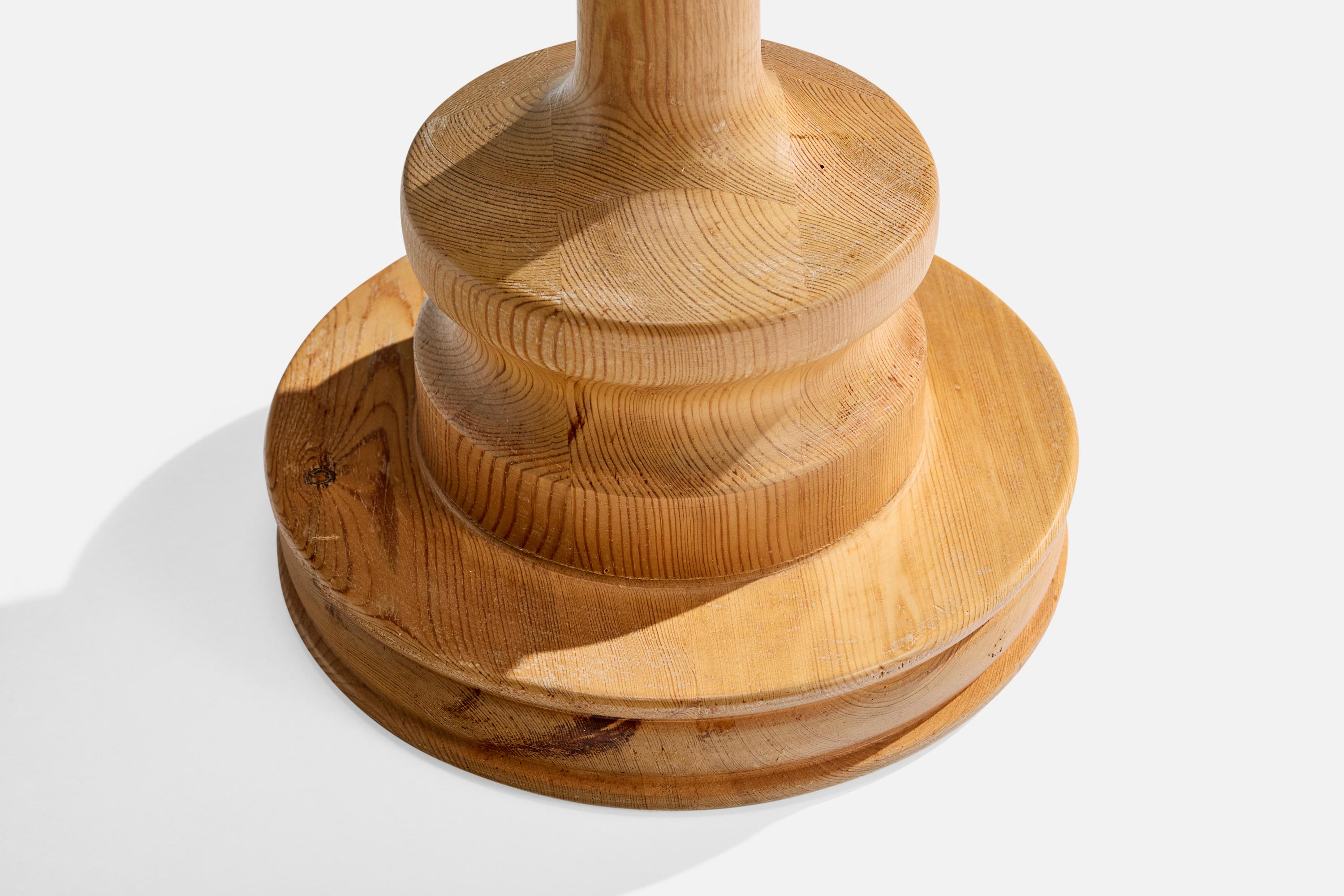 Swedish Designer, Table Lamp, Pine, Sweden, 1970s For Sale 1