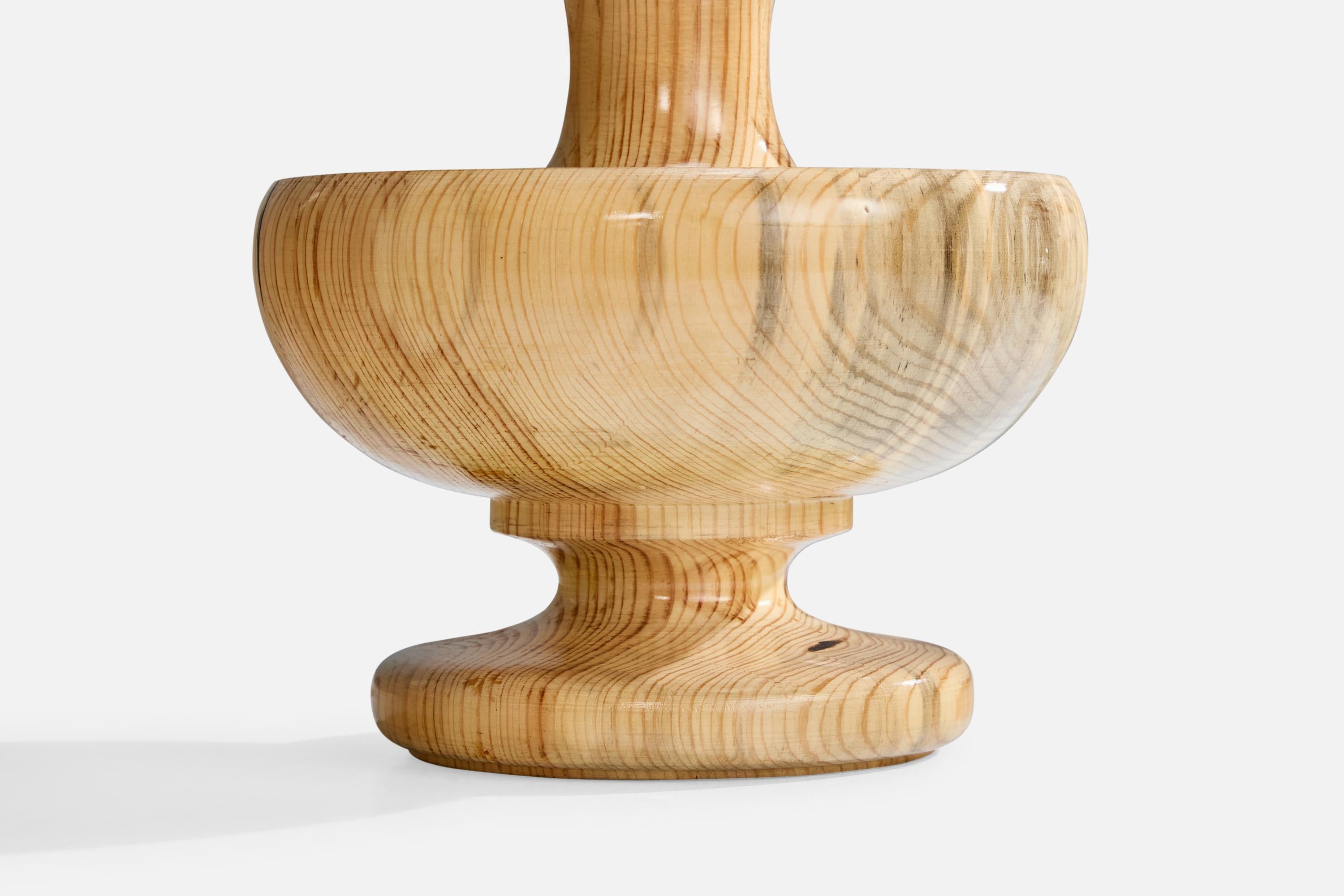 Swedish Designer, Table Lamp, Pine, Sweden, 1970s For Sale 2