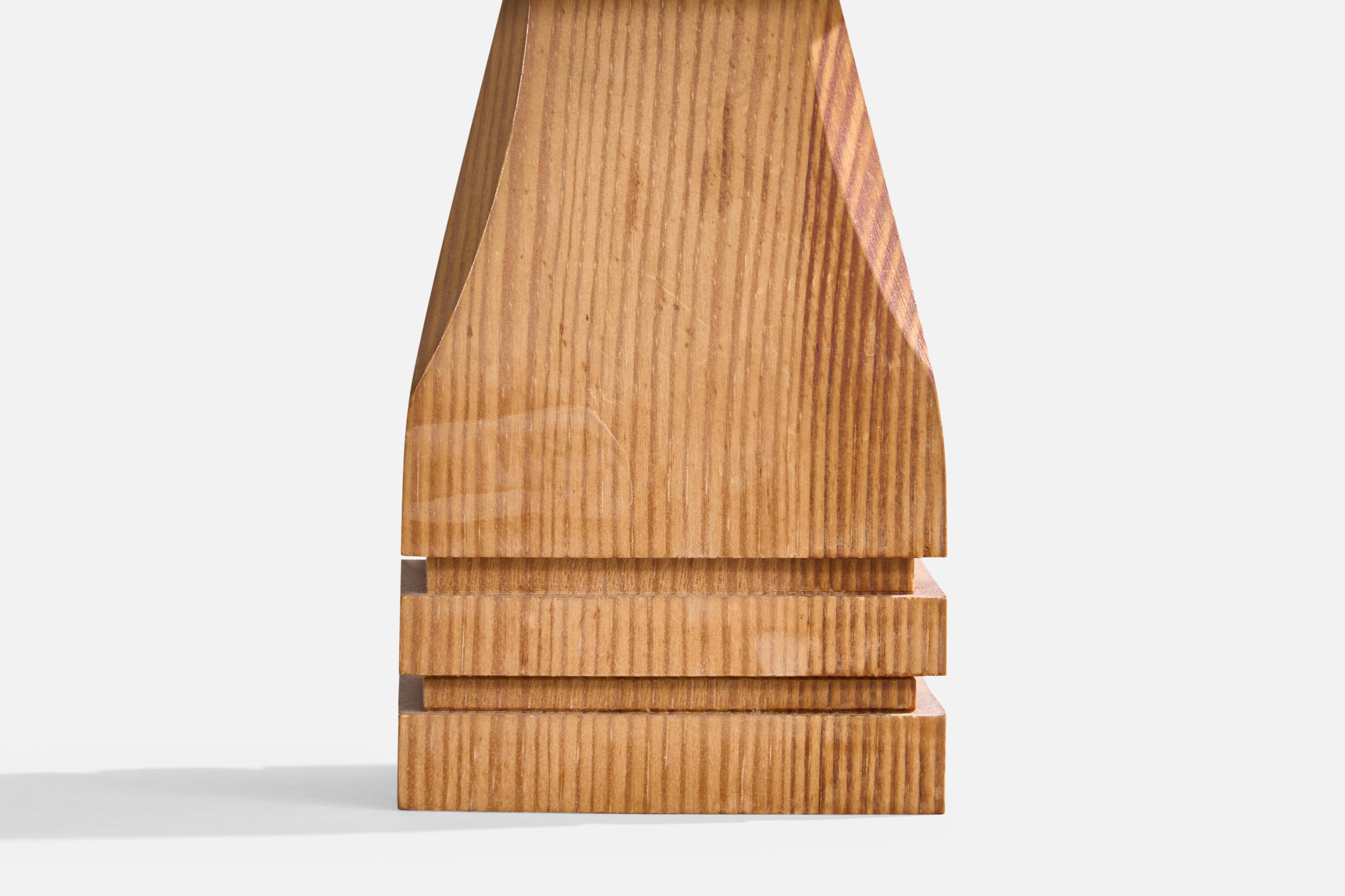 Schwedische Designerin, Tischlampe, Kiefernholz, Schweden, 1970er Jahre im Angebot 4