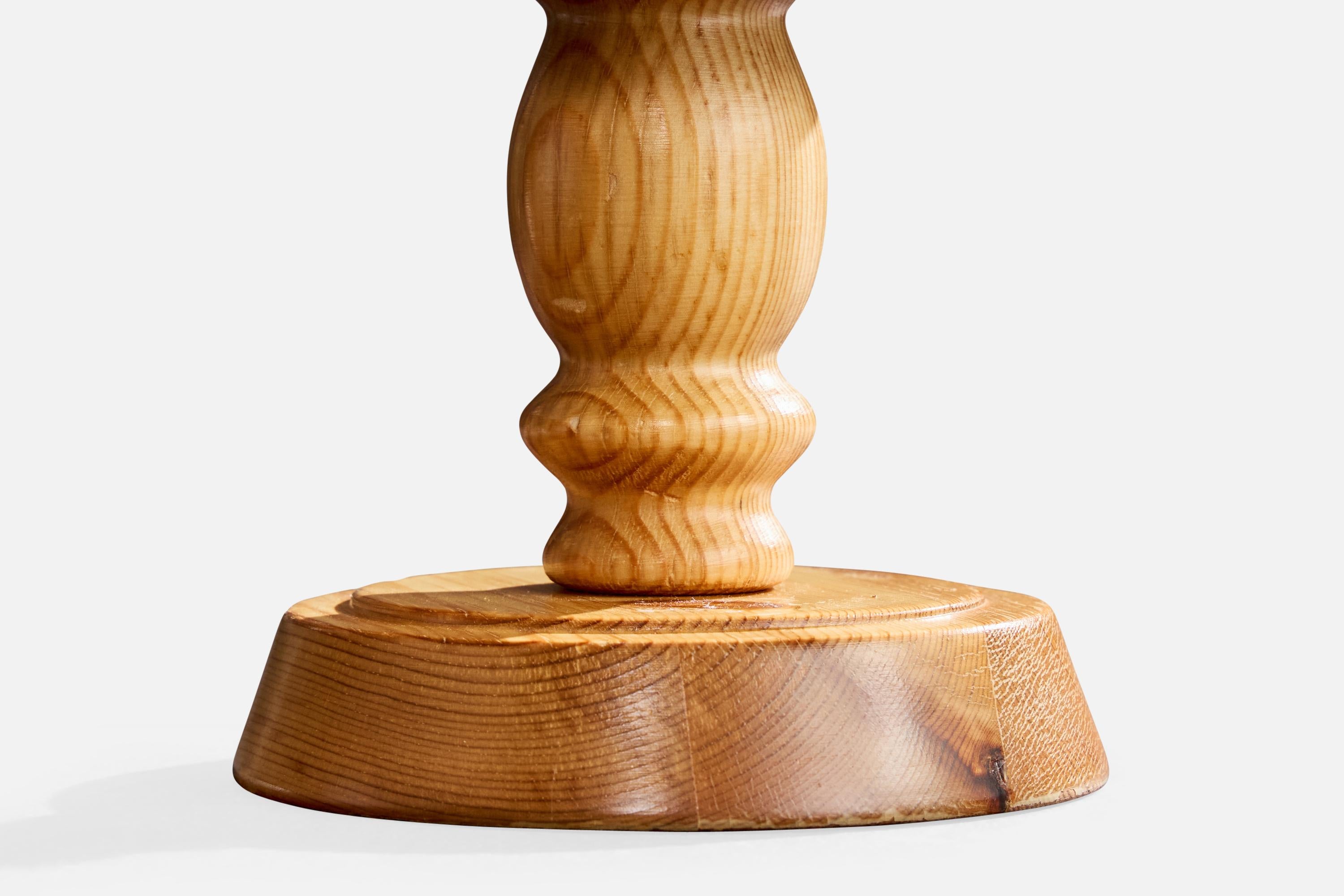 Swedish Designer, Table Lamp, Pine, Sweden, 1970s For Sale 3