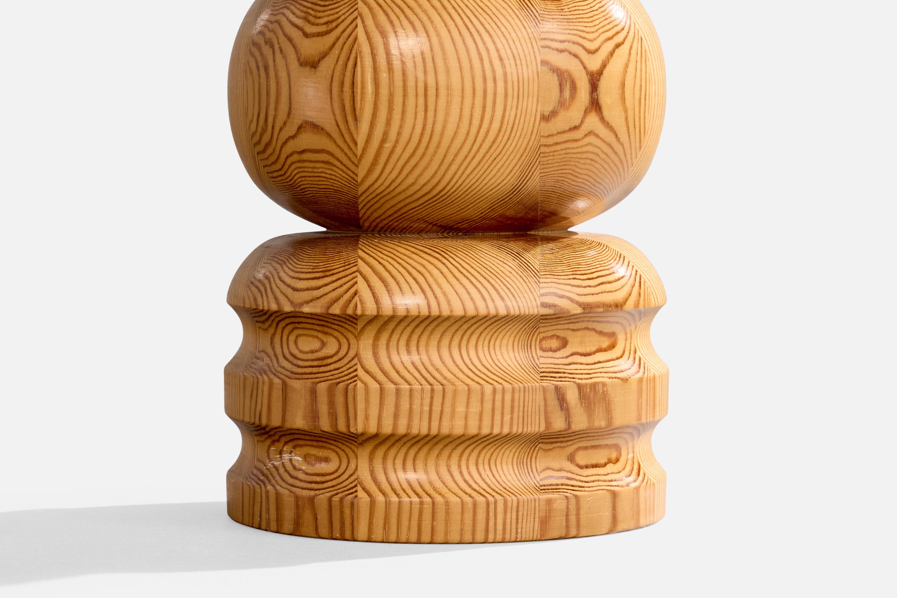 Swedish Designer, Table Lamp, Pine, Sweden, 1970s For Sale 4
