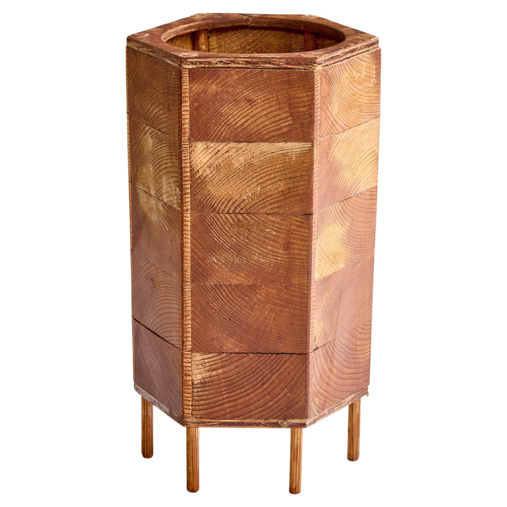 Schwedische Designerin, Tischlampe, Kiefernholz, Schweden, 1970er Jahre