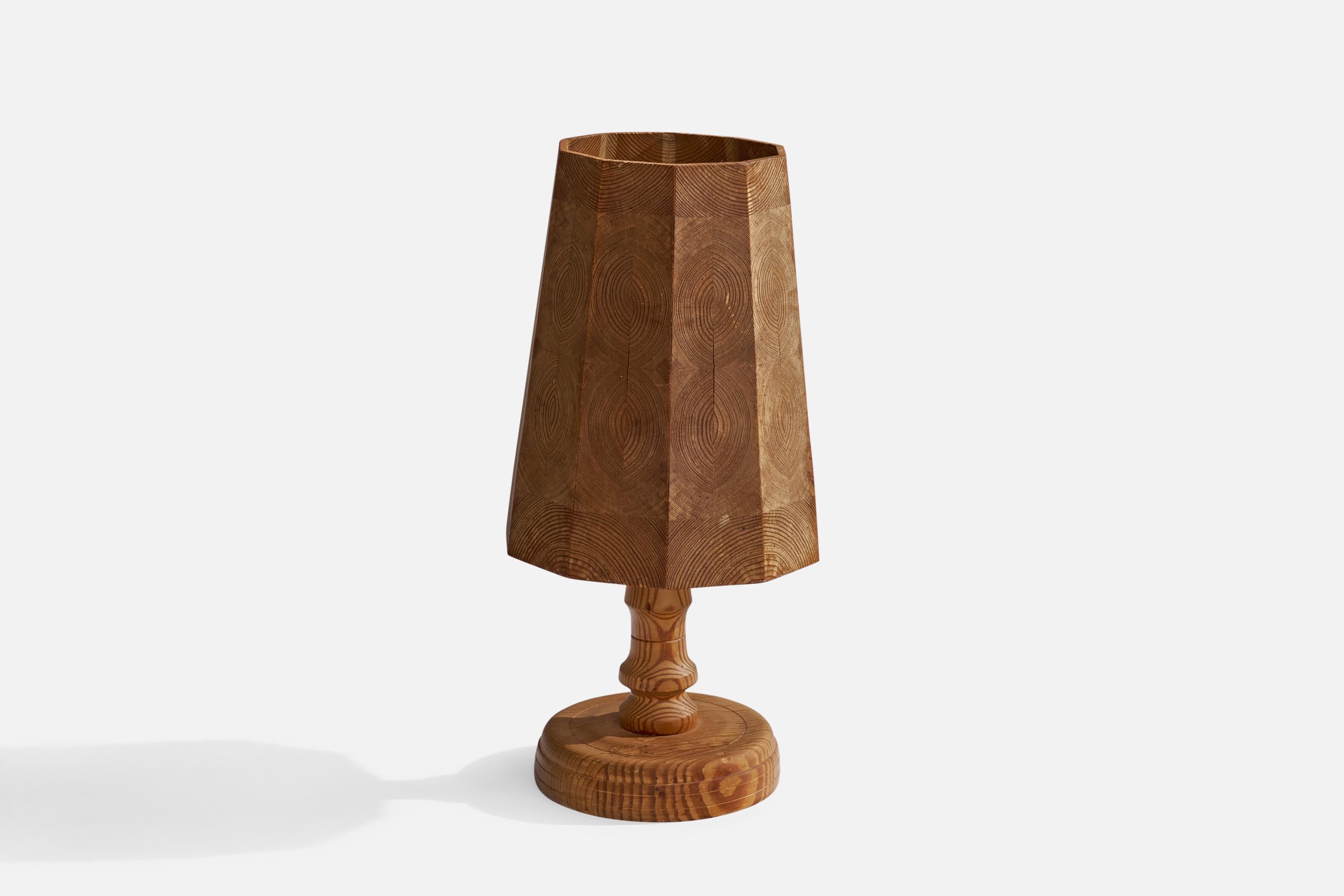 Swedish Designer, Table Lamp, Pine, Sweden, 1978 For Sale 2