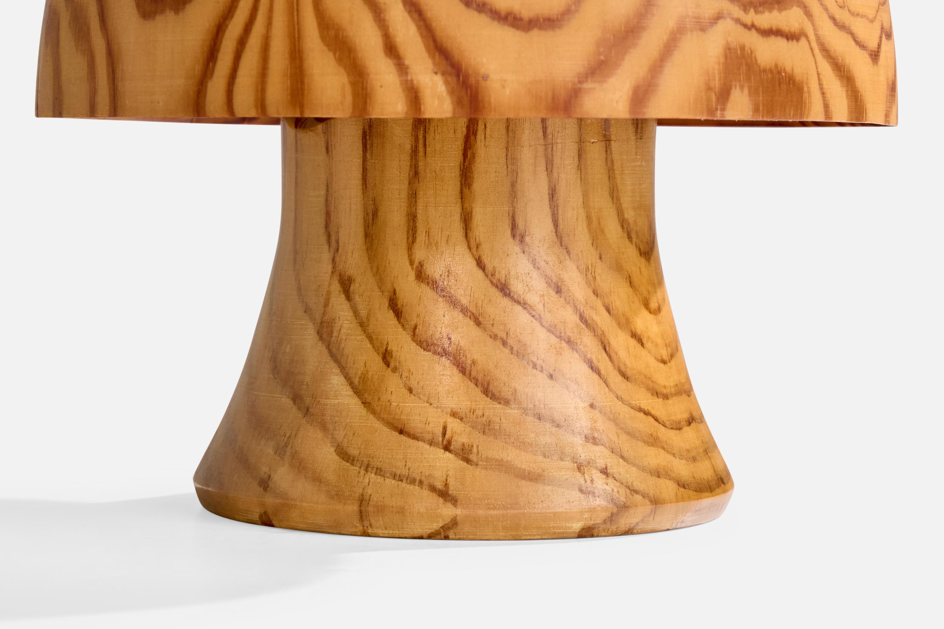 Swedish Designer, Table Lamp, Pine, Sweden, 1997 For Sale 3