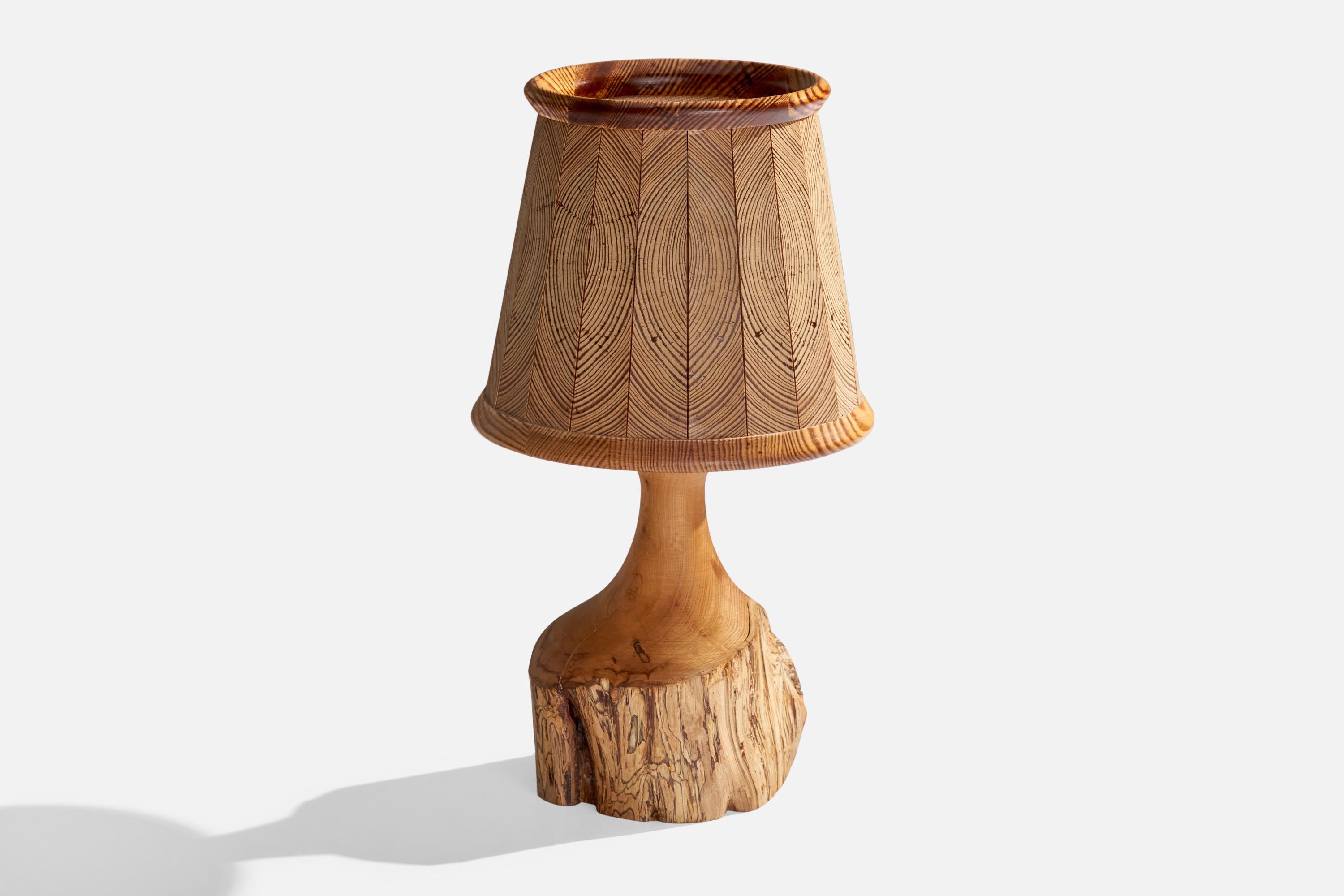 Fin du 20e siècle Designer suédois, lampe de bureau, pin, bois, Suède, 1970 en vente