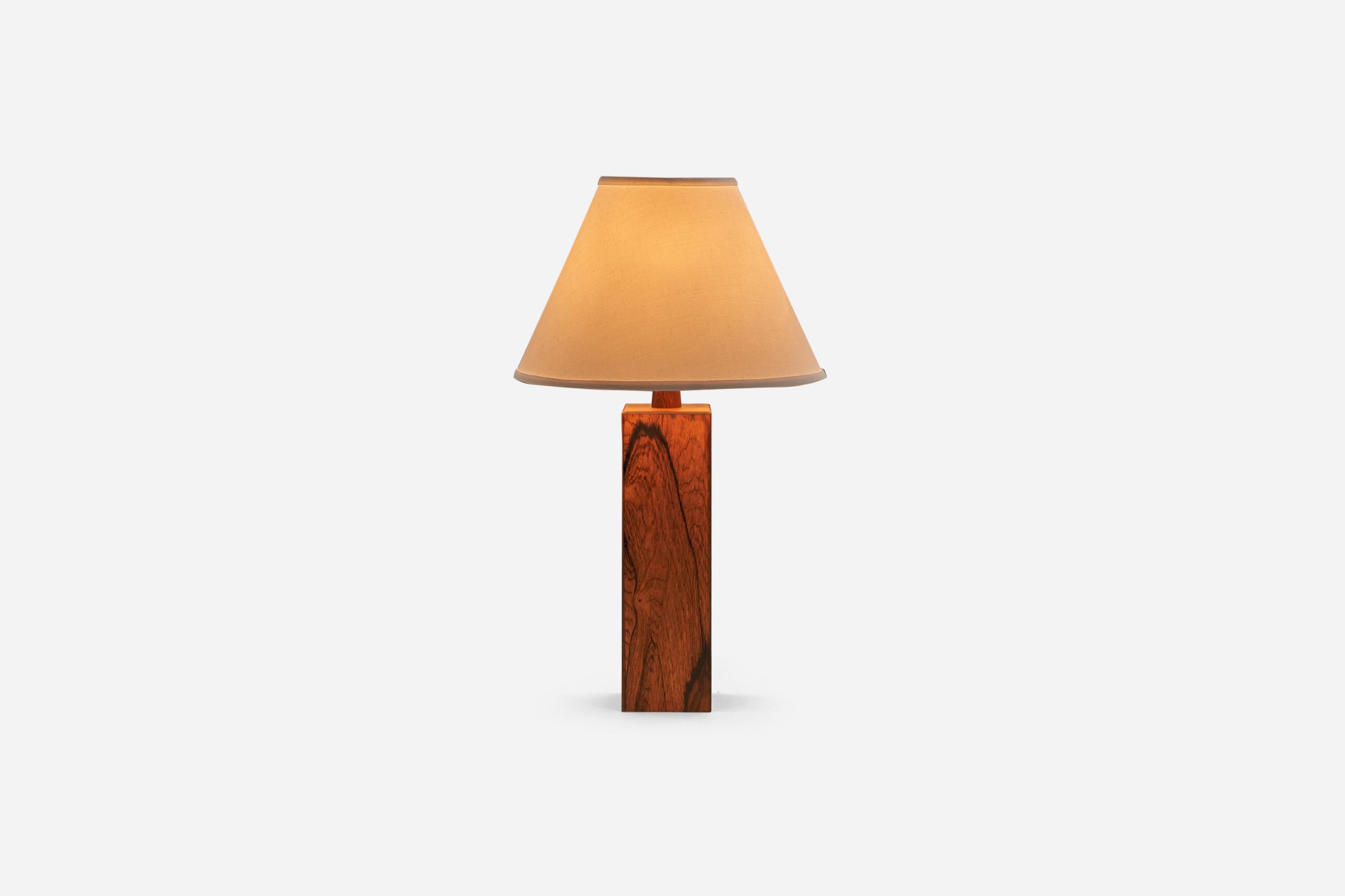 Swedish Designer, Table Lamp, Rosewood, Sweden, 1970s In Good Condition For Sale In High Point, NC