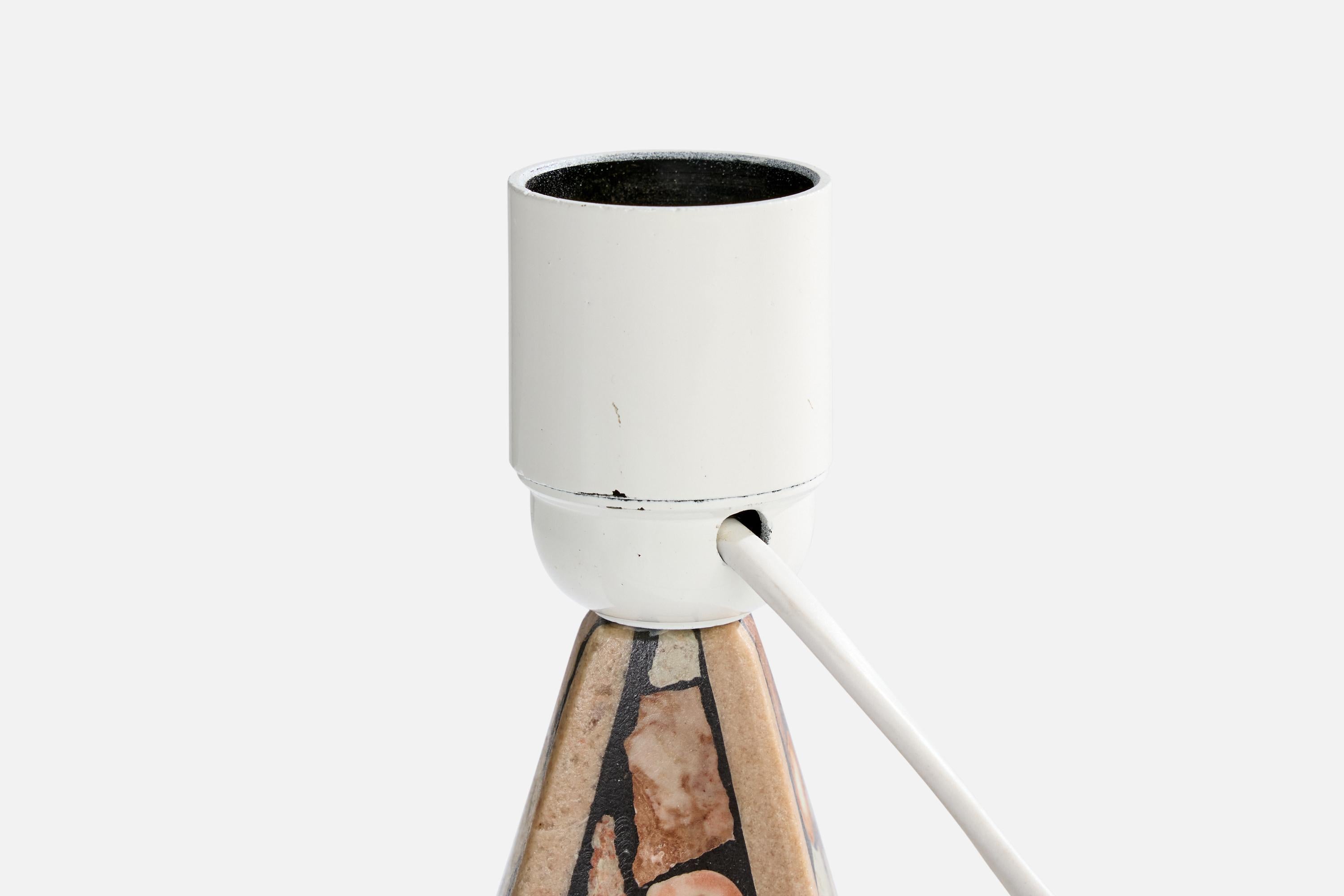 Egon Jakobsson, Table Lamp, Stone, Sweden, 1990s In Good Condition For Sale In High Point, NC