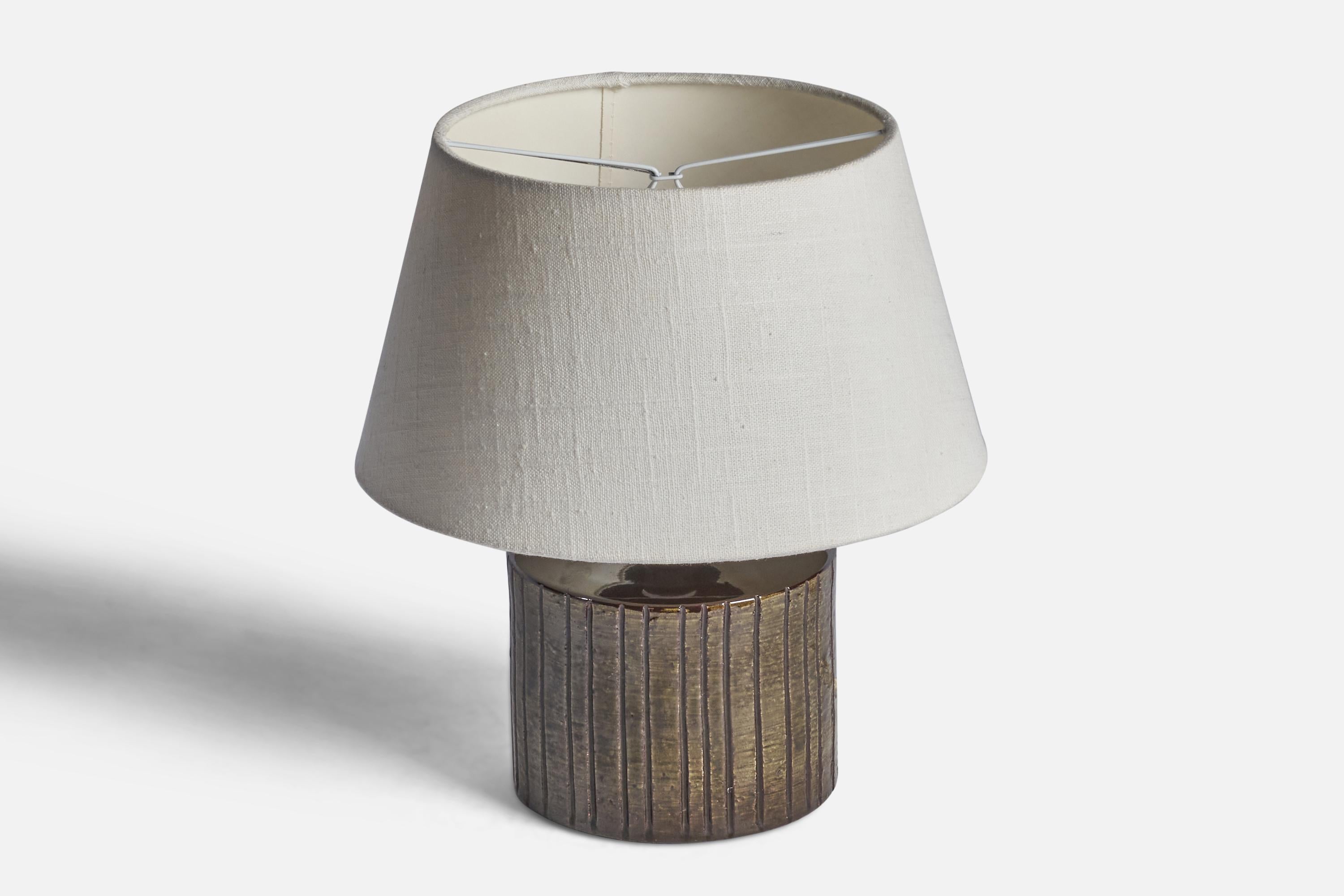 Mid-Century Modern Swedish Designer, Table Lamp, Stoneware, Sweden, 1950s For Sale