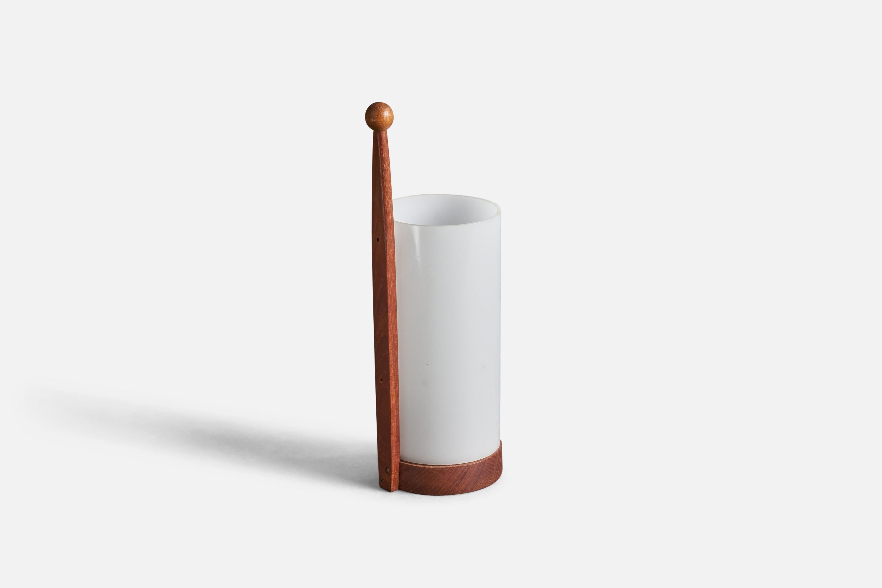 Mid-Century Modern Swedish Designer, Table Lamp, Teak, Acrylic, Sweden, 1960s For Sale
