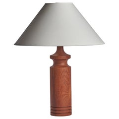 Diseñador sueco, Lámpara de mesa, Teca, Suecia, años 1950