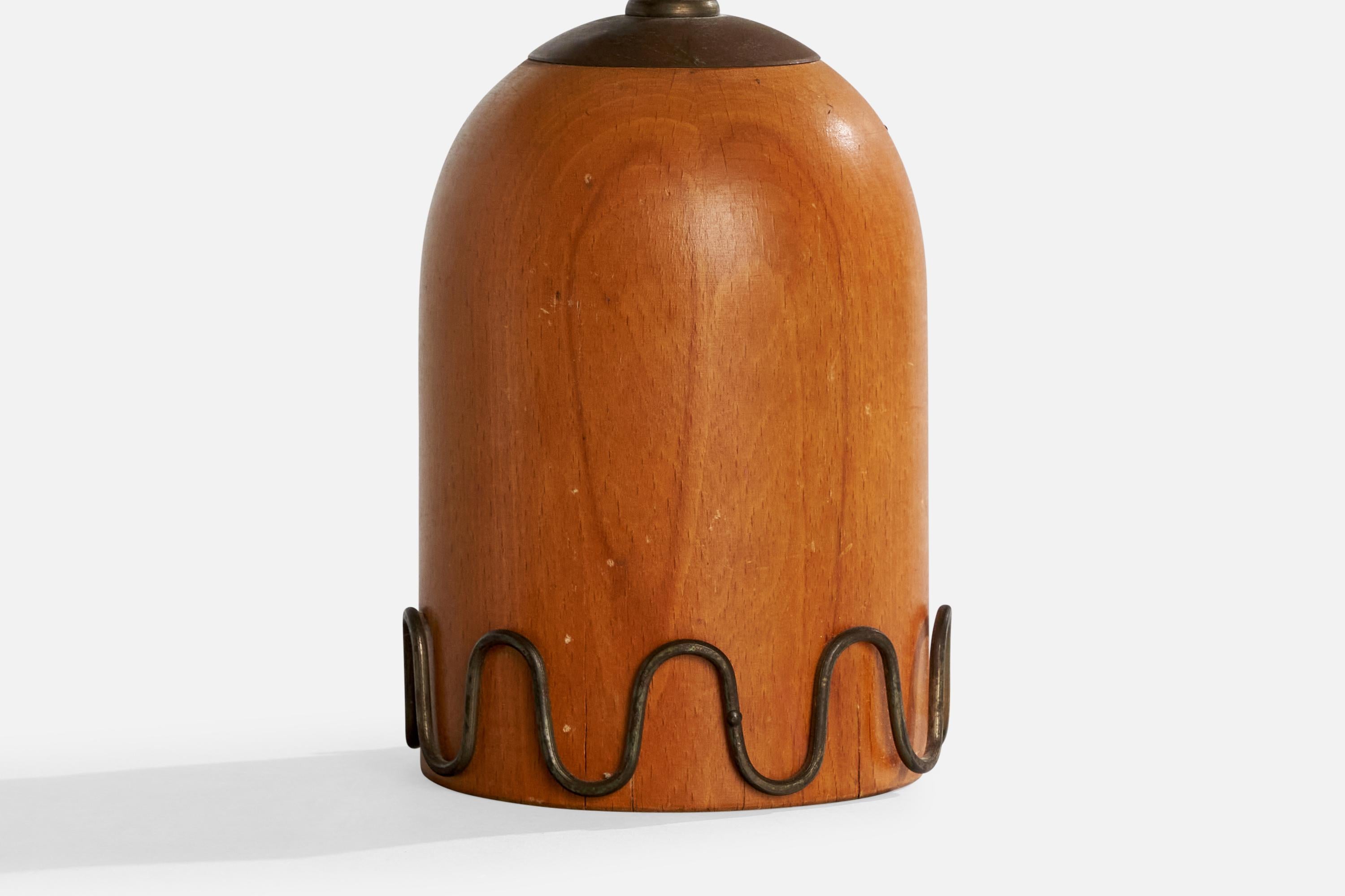 Milieu du XXe siècle Designer suédois, lampe de bureau, bois, laiton, Suède, années 1940 en vente