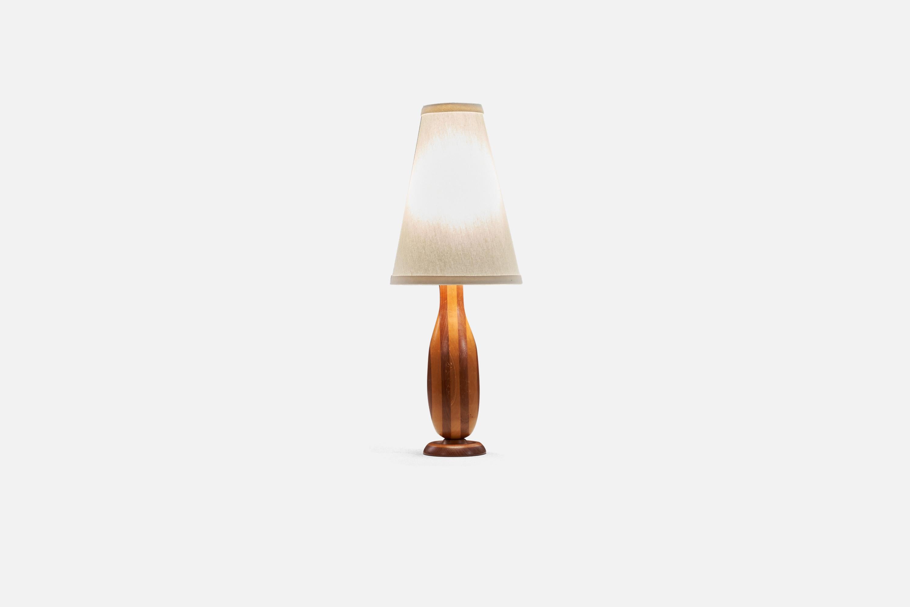 Swedish Designer, Table Lamp, Wood, Sweden, 1960s In Good Condition For Sale In High Point, NC