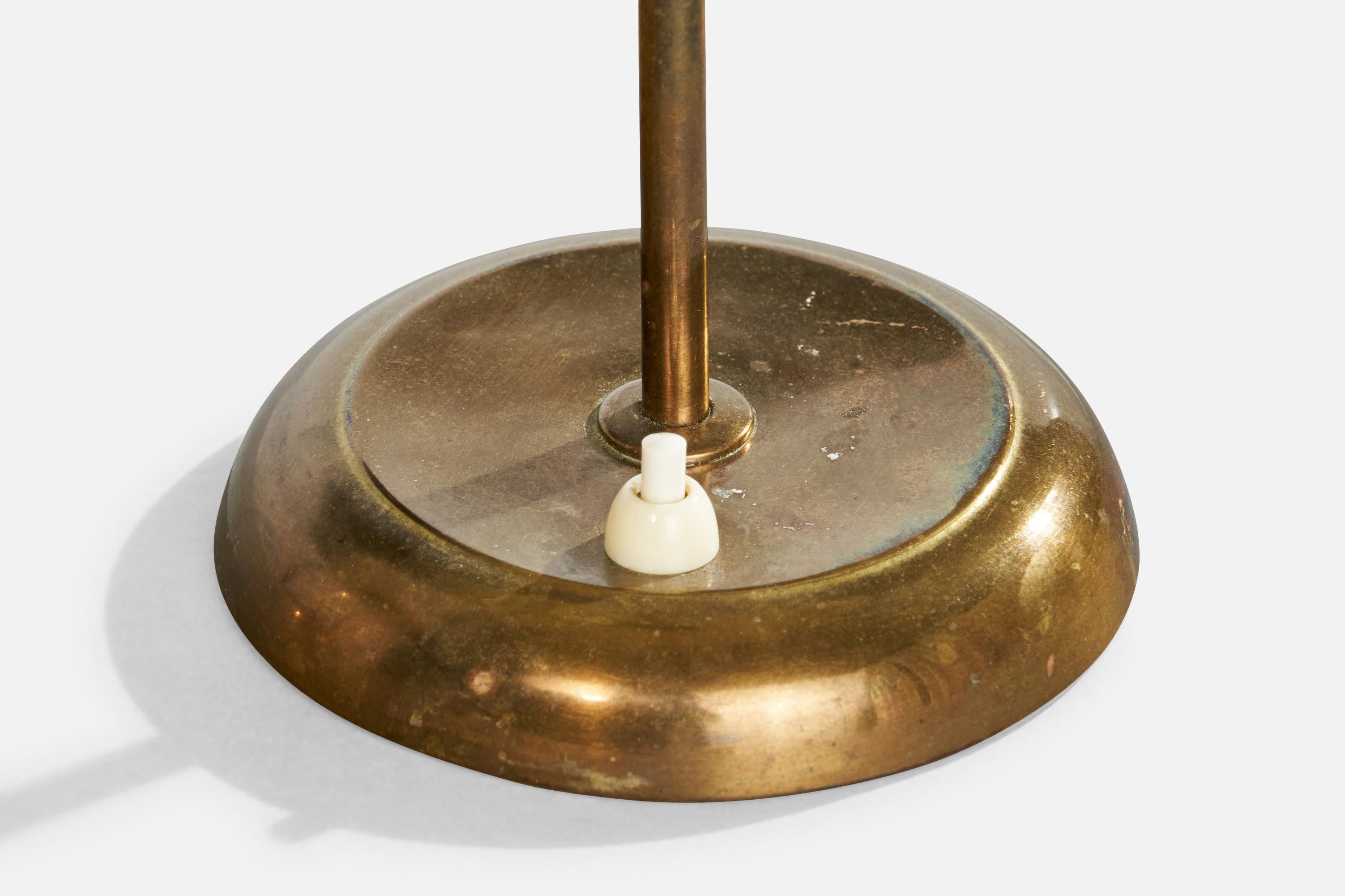 Designer suédois, lampes de table, laiton, tissu, Suède, années 1950 en vente 6