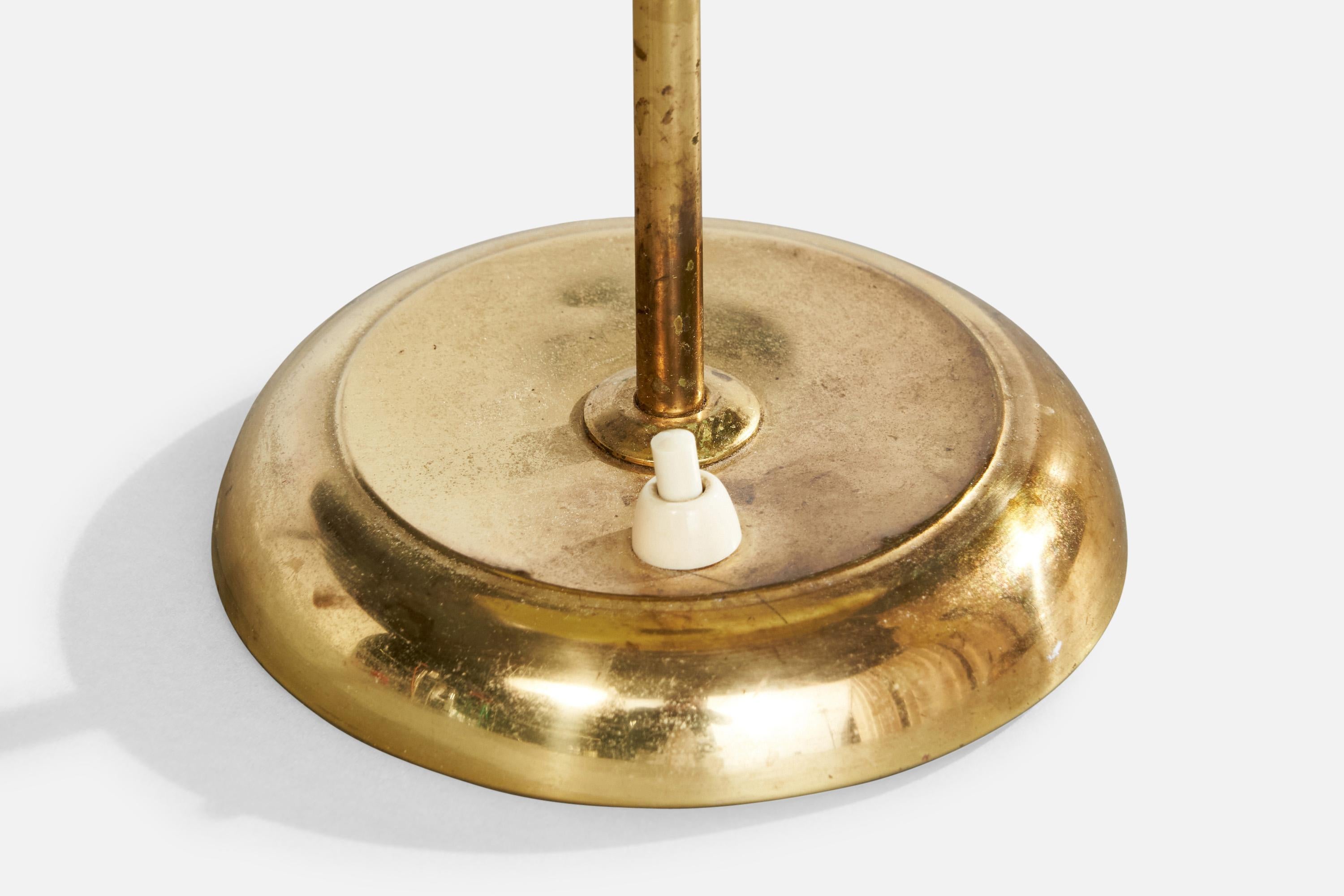 Designer suédois, lampes de table, laiton, tissu, Suède, années 1950 en vente 7