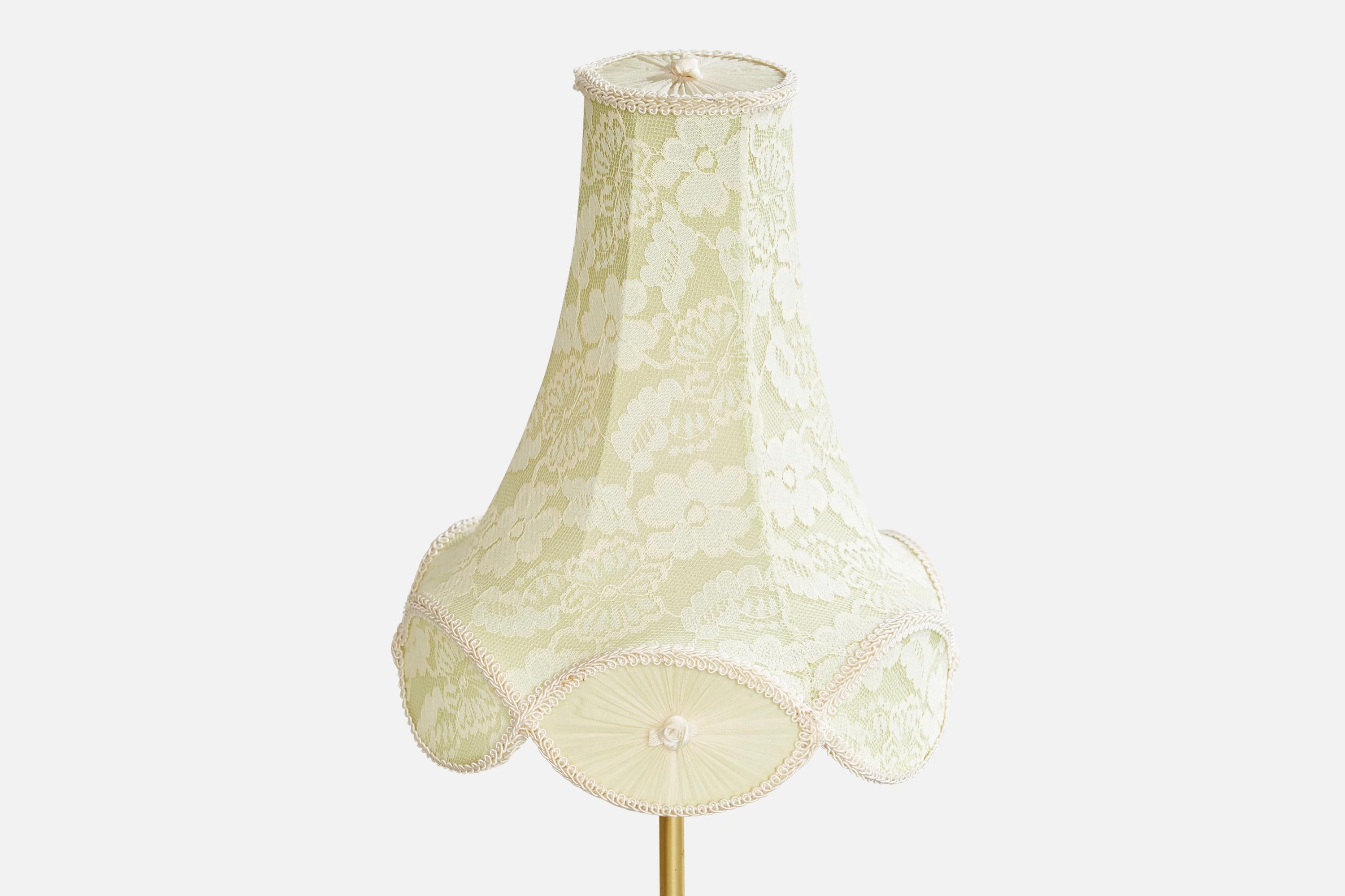Designer suédois, lampes de table, laiton, tissu, Suède, années 1950 en vente 2