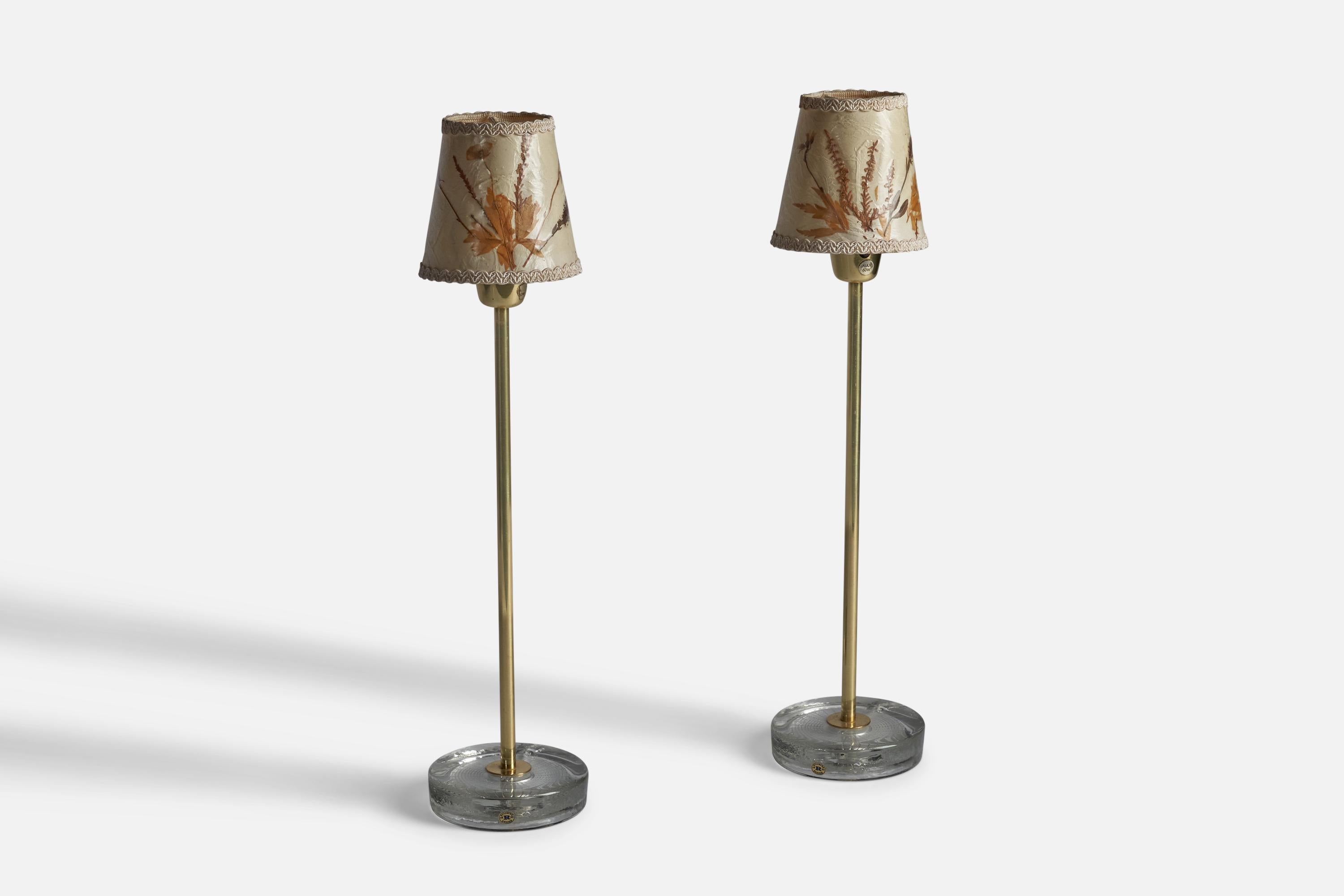 Mid-Century Modern Swedish Designer, Table Lamps, Brass, Glass, Paper, Sweden, 1950s For Sale