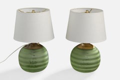 Diseñador sueco, Lámparas de mesa, latón, cristal, Suecia, años 1930