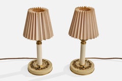 Schwedischer Designer, Tischlampen, Messing, Metall, Stoff, Schweden, 1950er Jahre