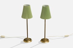 Designer suédois, lampes de table, laiton, papier, Suède, années 1950