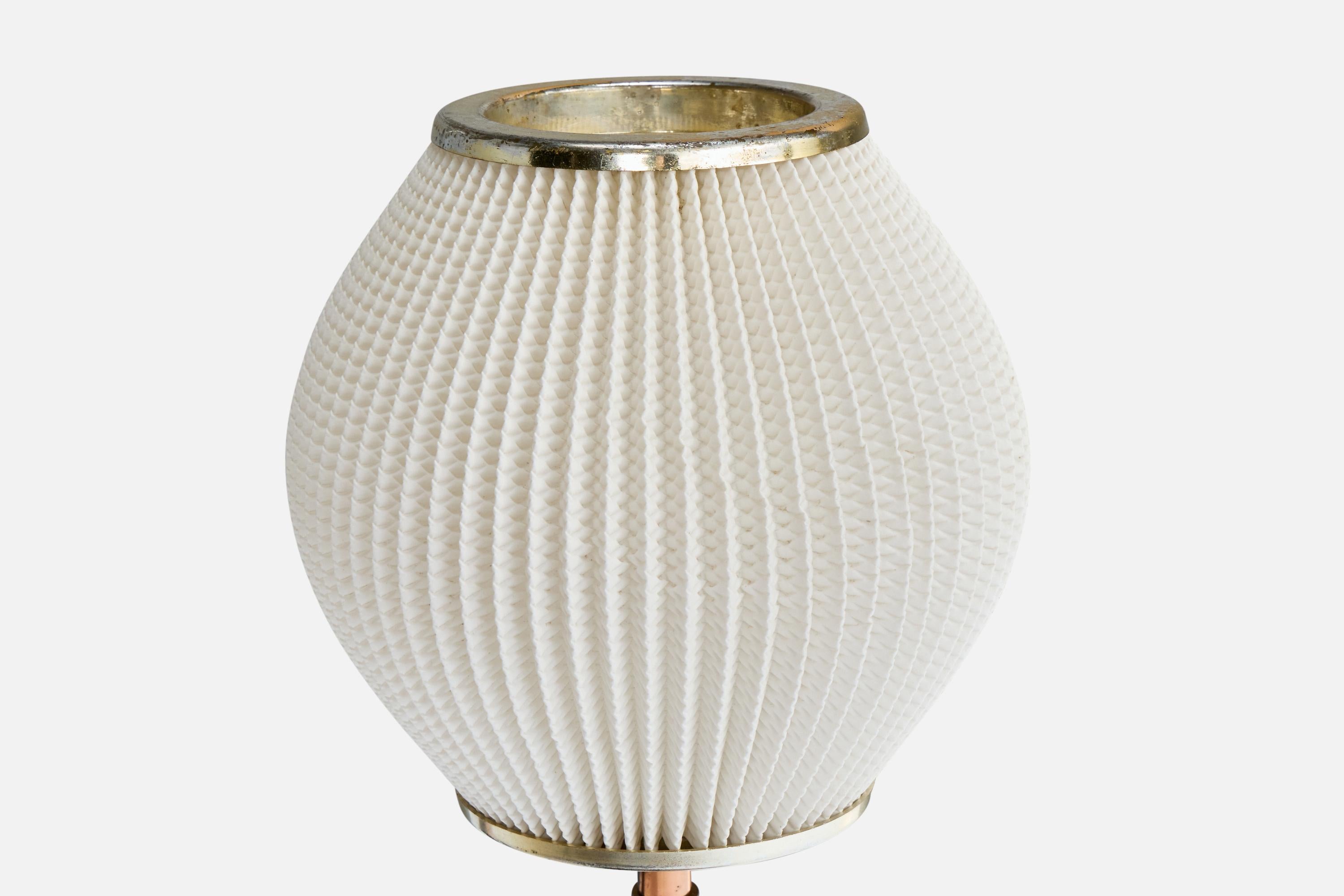 Ottone Designer svedese, lampade da tavolo, ottone, plastica, Svezia, anni '80 in vendita