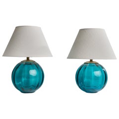 Designer svedese, lampade da tavolo, vetro, ottone, tessuto, Svezia, anni '50