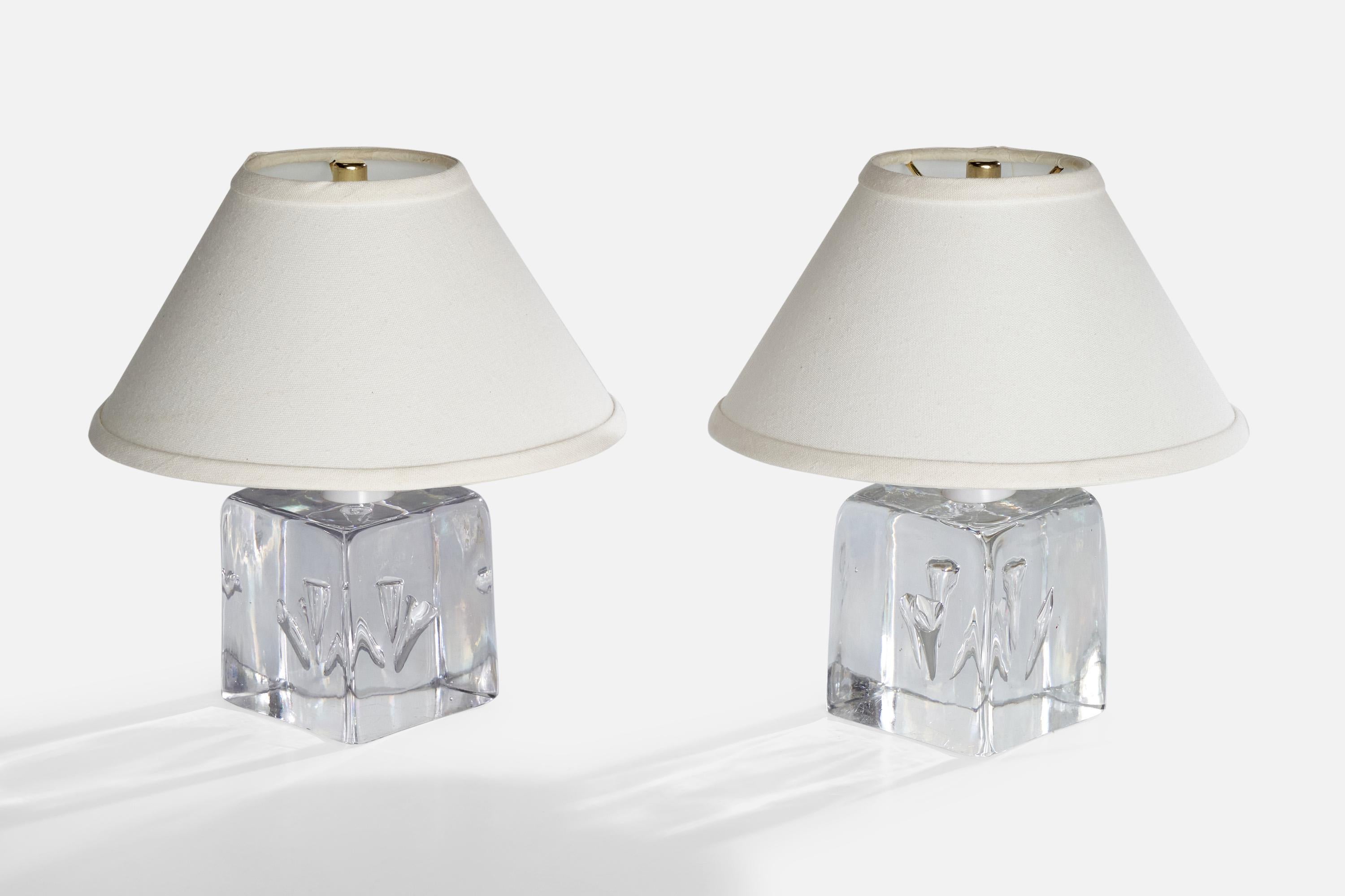Scandinave moderne Designer suédois, lampes de bureau, verre, Suède, années 1960 en vente