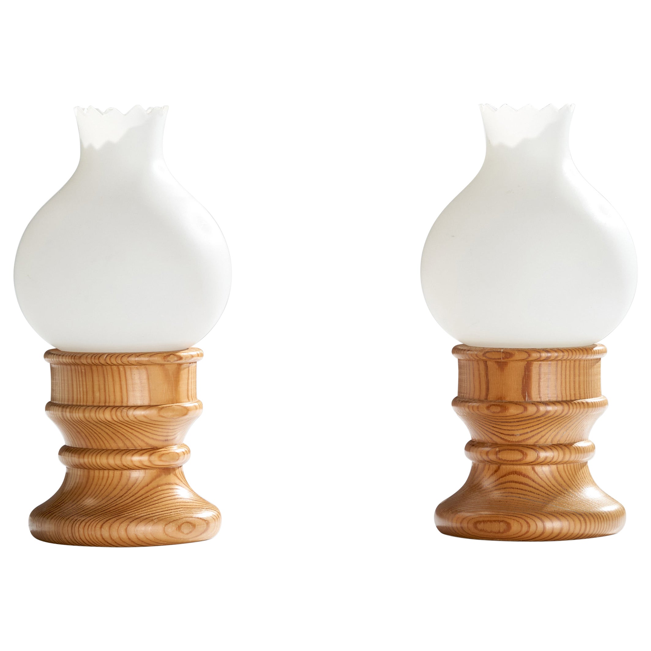 Diseñador sueco, lámparas de mesa, pino, cristal, Suecia, años 70