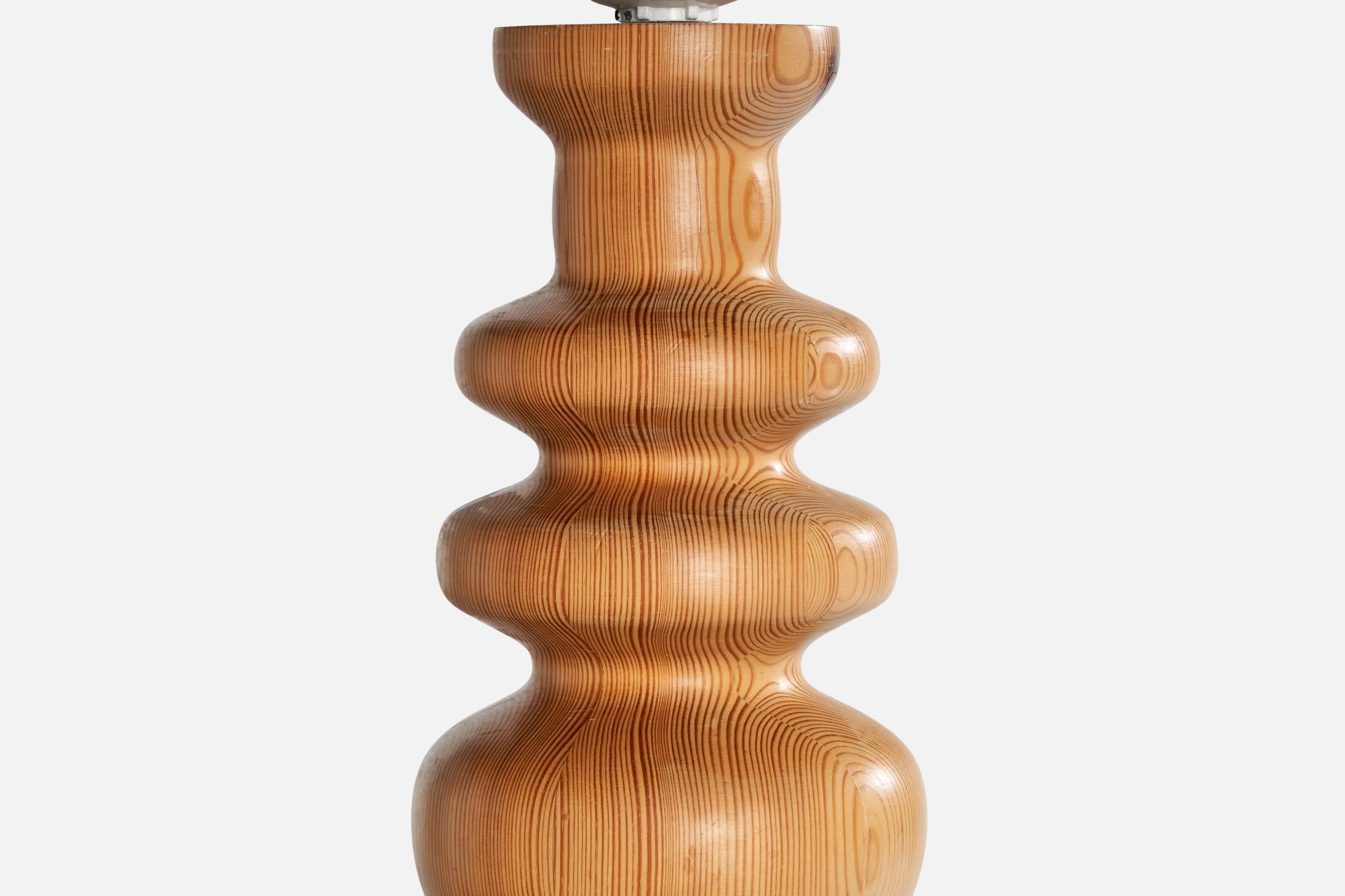 Créateur suédois, lampes de table, pin, Suède, années 1970 en vente 4