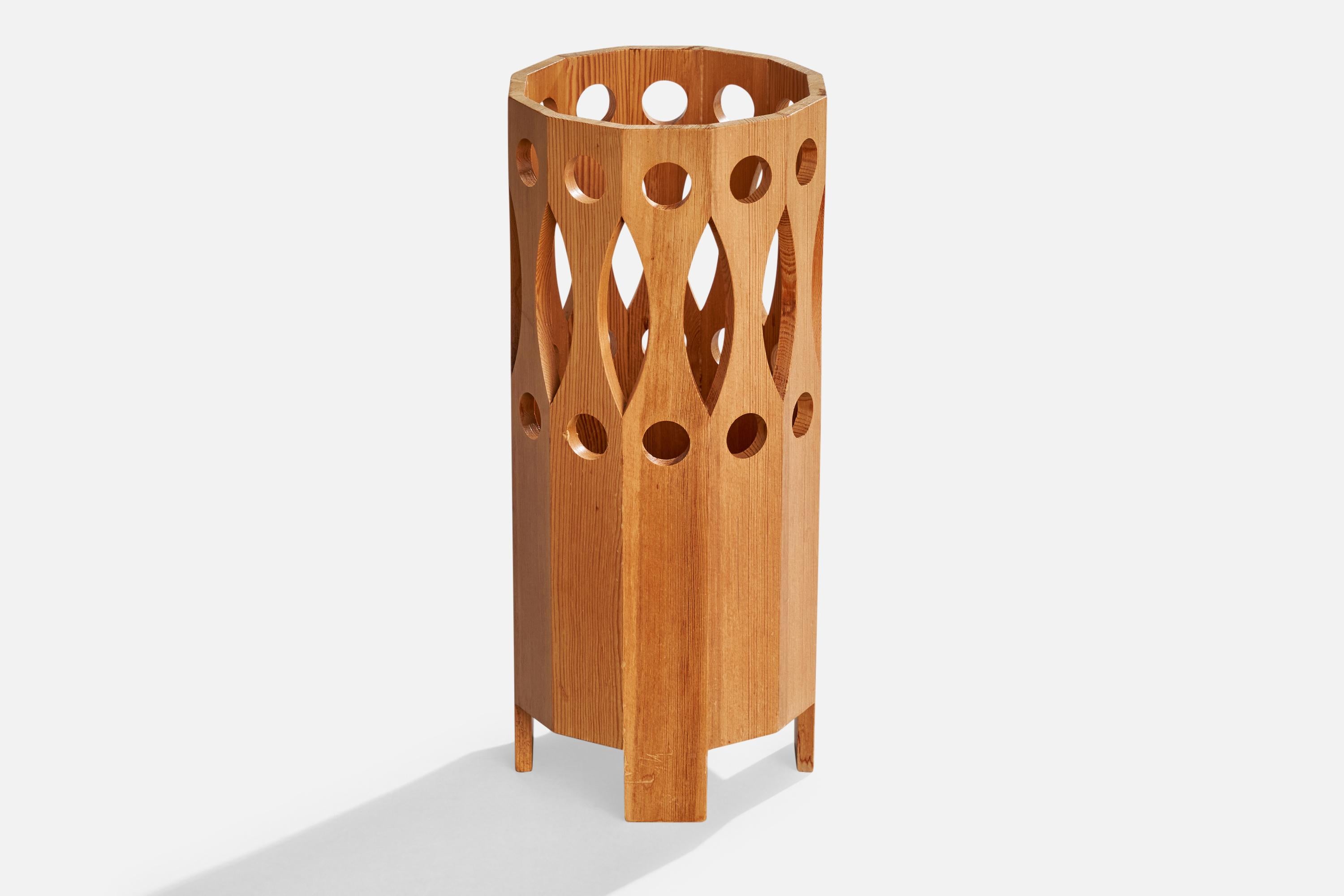 Suédois Créateur suédois, lampes de table, pin, Suède, années 1970 en vente