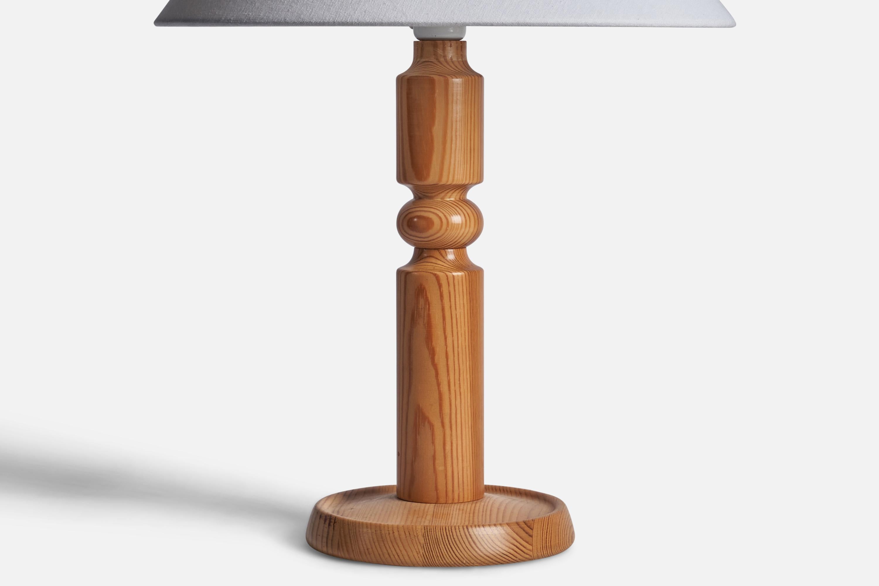 Suédois Créateur suédois, lampes de table, pin, Suède, années 1970 en vente