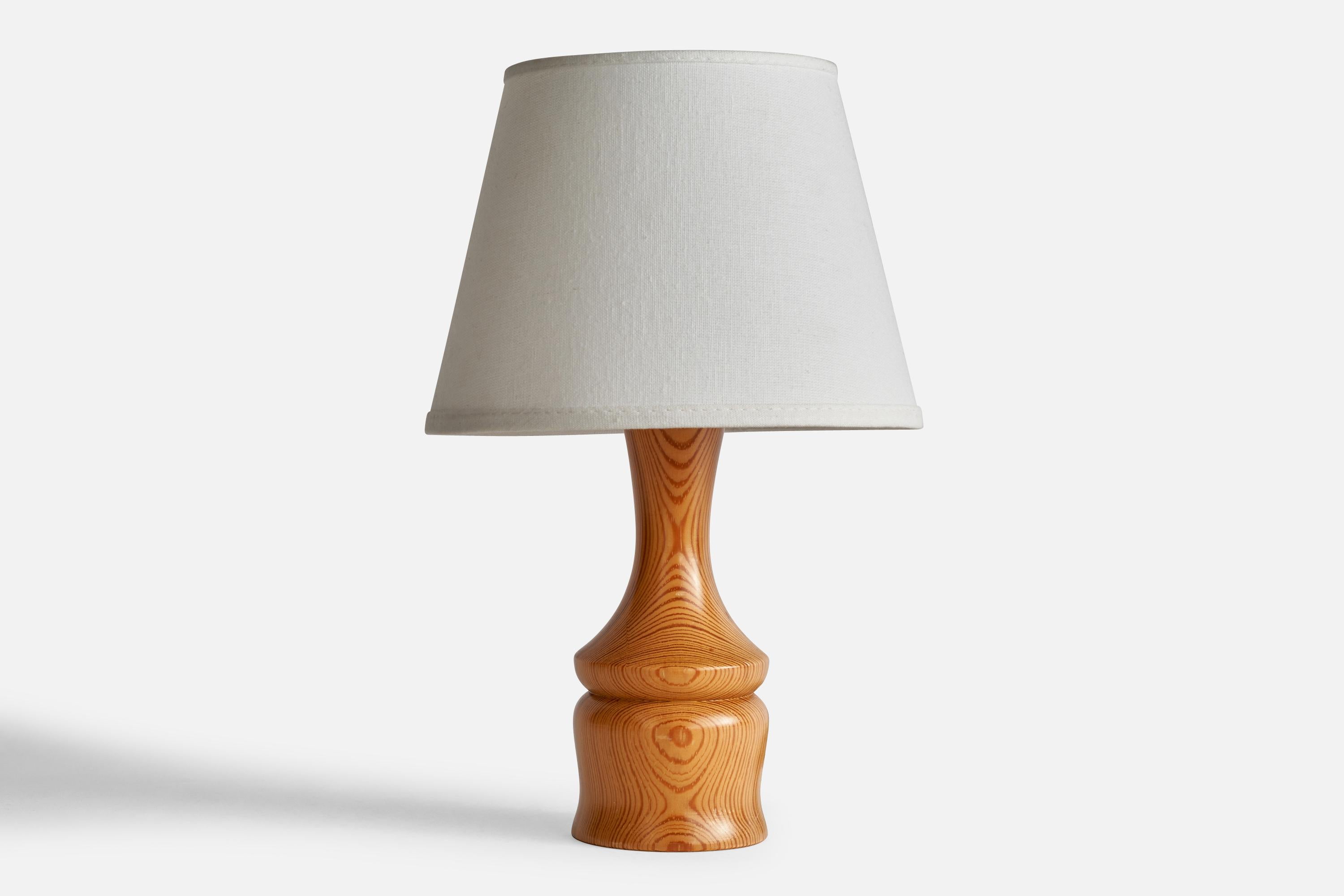 Suédois Créateur suédois, lampes de table, pin, Suède, années 1970 en vente