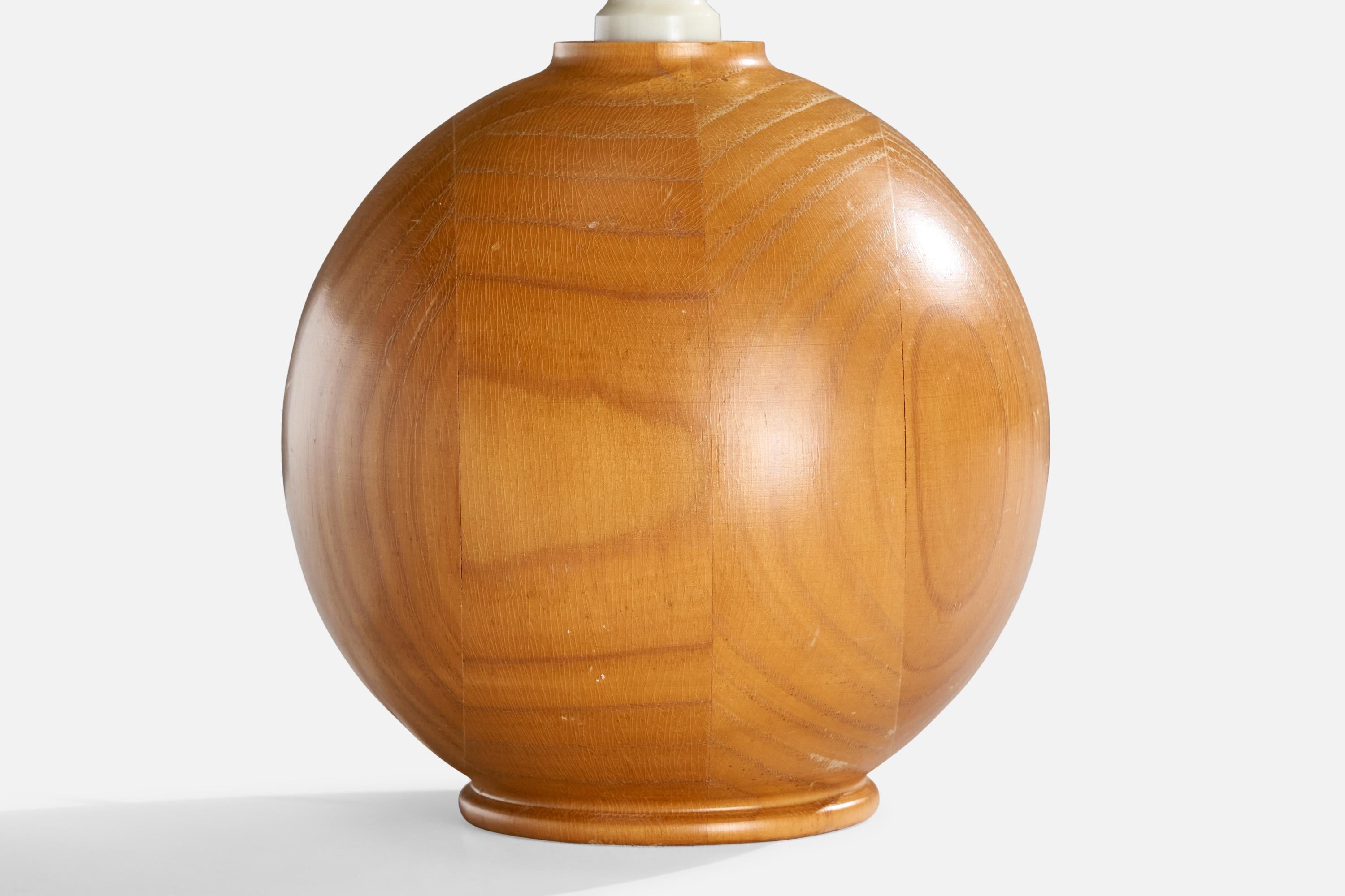 Créateur suédois, lampes de table, pin, Suède, années 1970 en vente 2