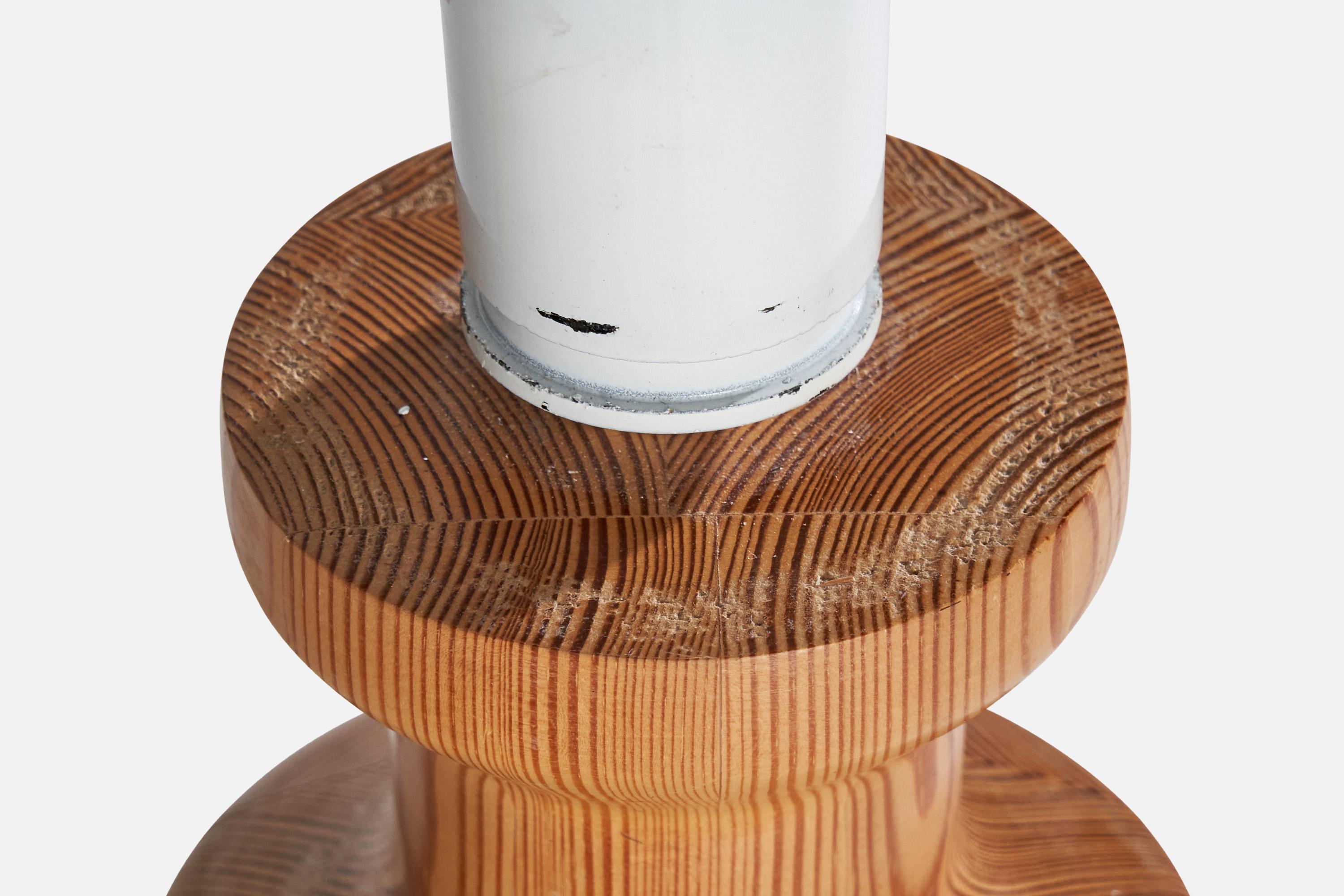 Créateur suédois, lampes de table, pin, Suède, années 1970 en vente 3