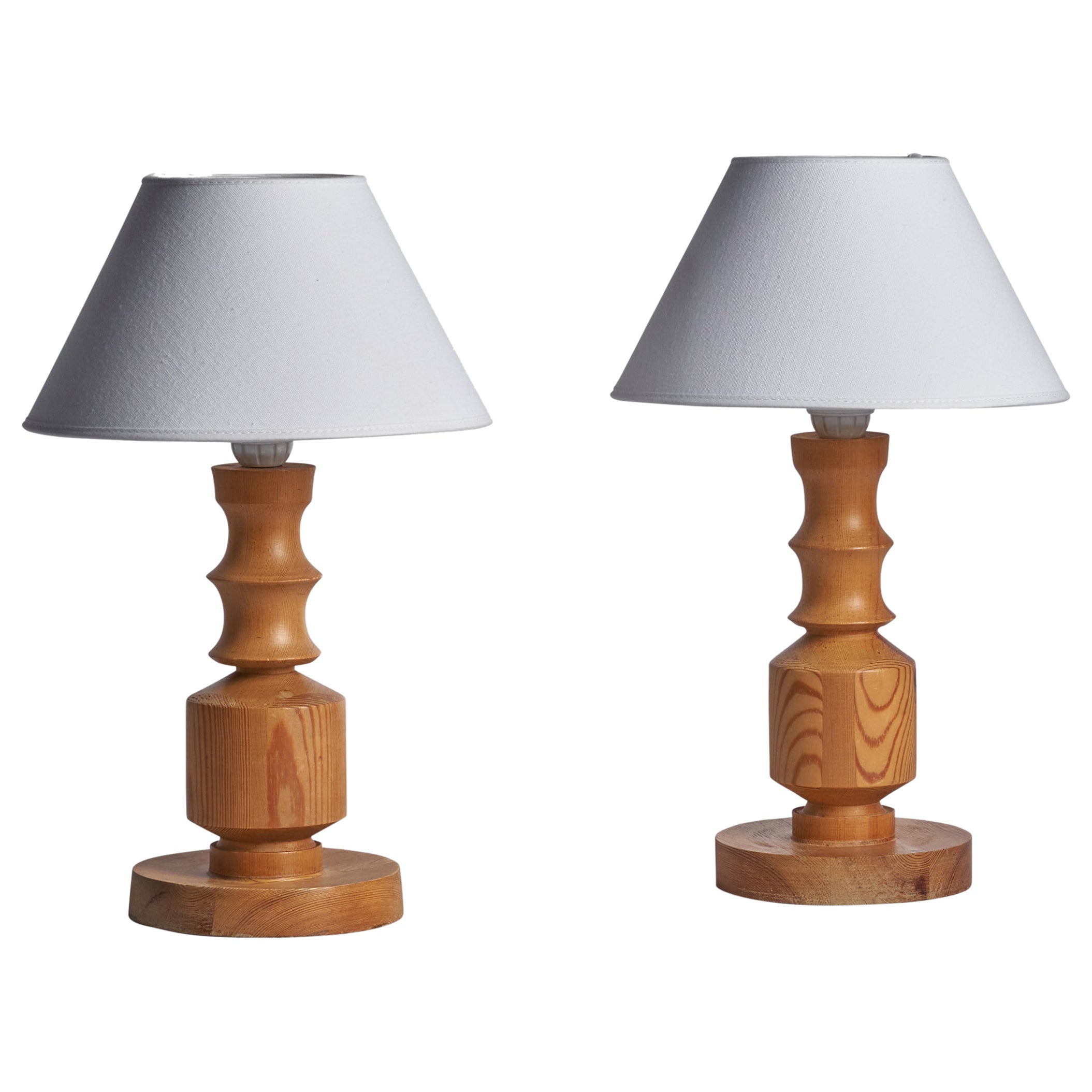 Créateur suédois, lampes de table, pin, Suède, années 1970
