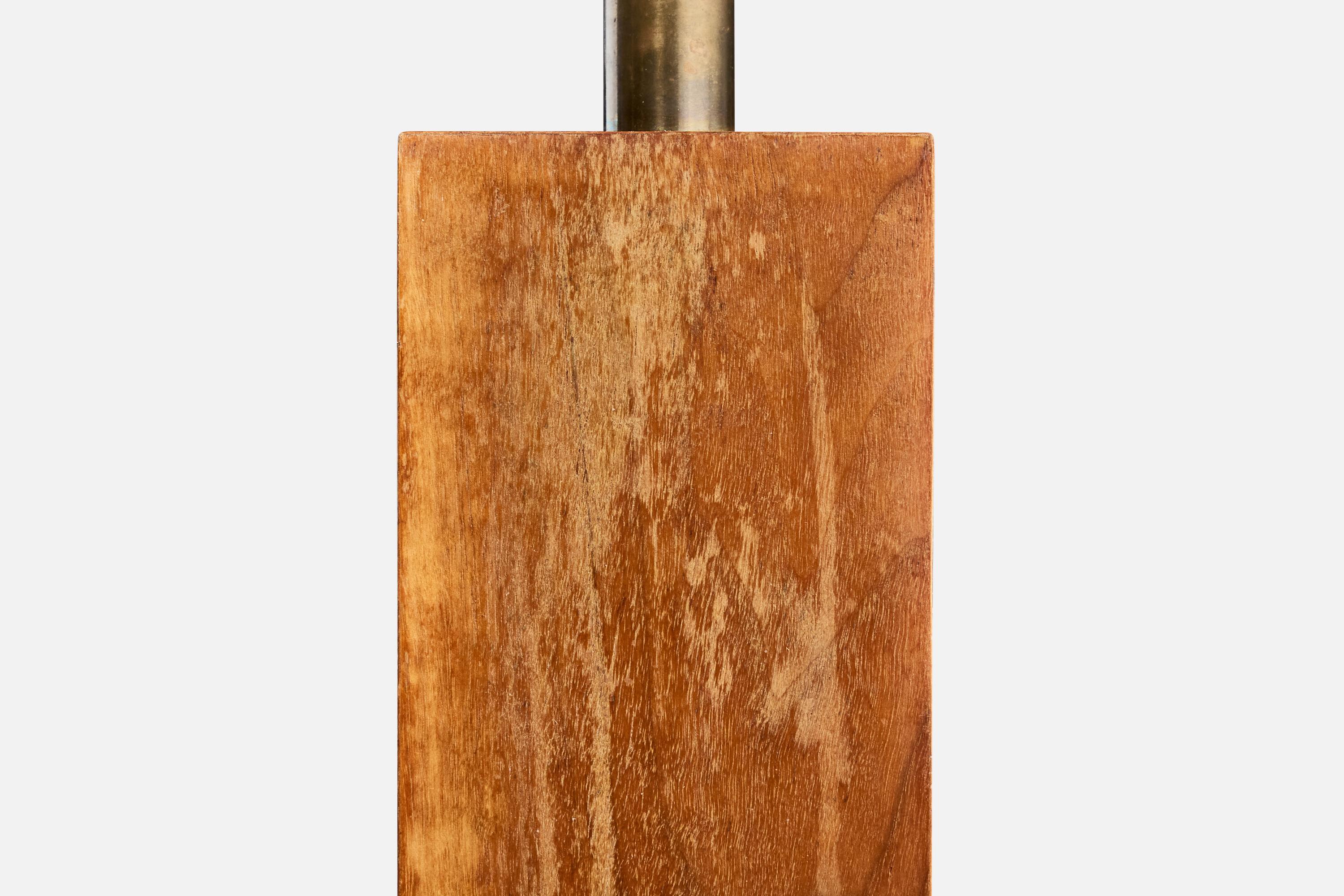 Diseñador sueco, Lámparas de mesa, teca, latón, Suecia, años 50 Latón en venta