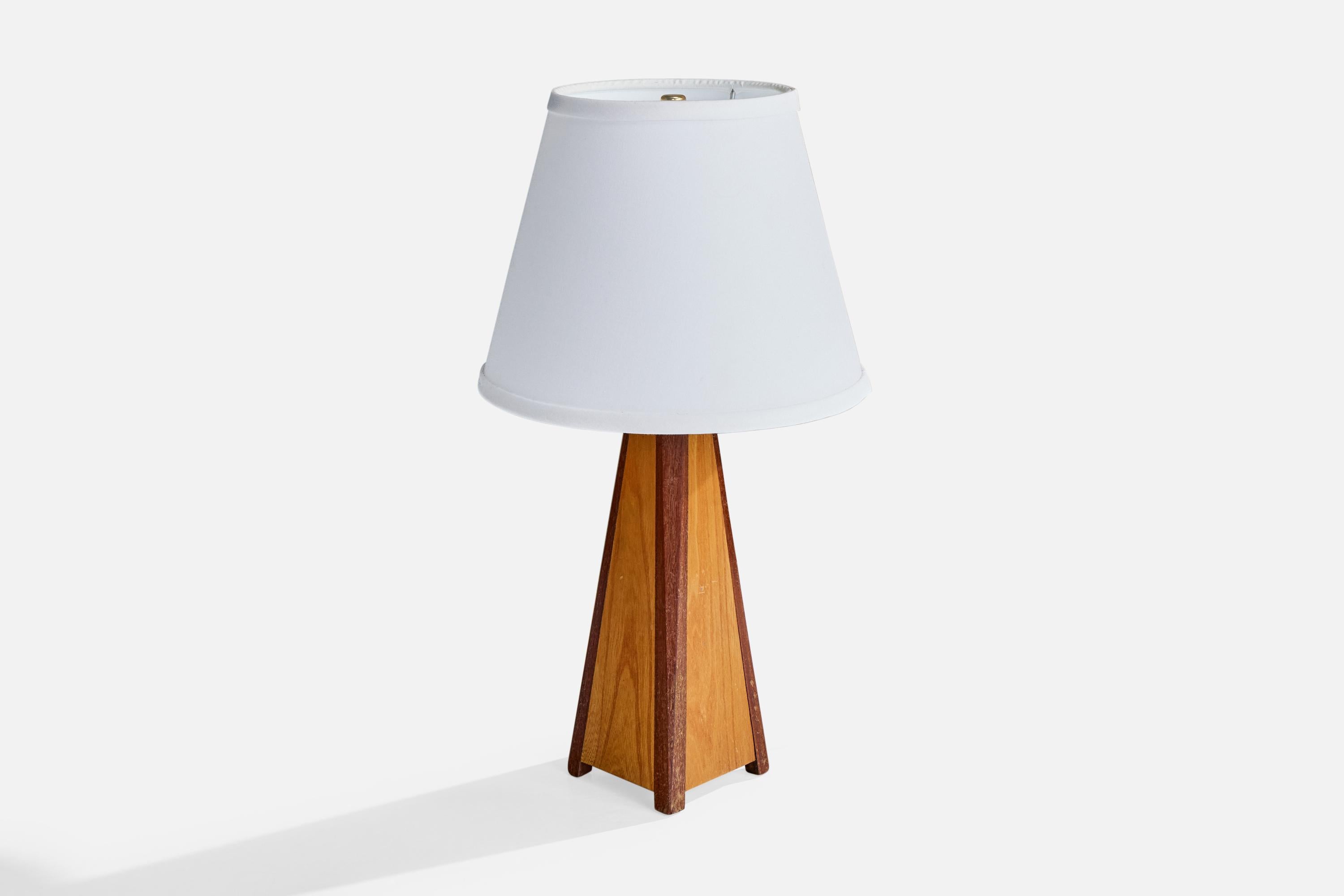 Diseñador sueco, lámparas de mesa, teca, roble, Suecia, años 50 Sueco en venta