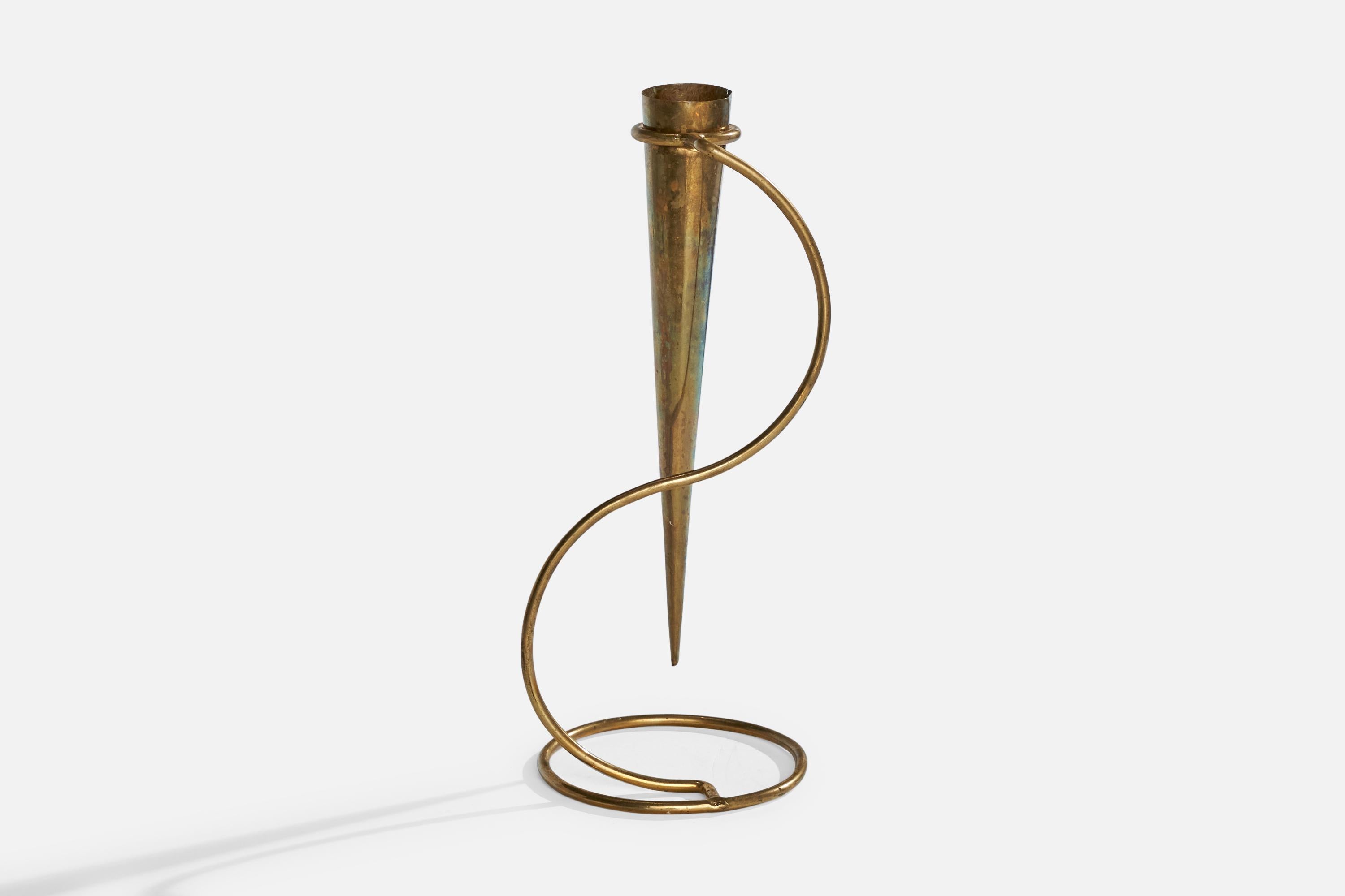 Designer suédois, vase, laiton, Suède, années 1940 Bon état - En vente à High Point, NC