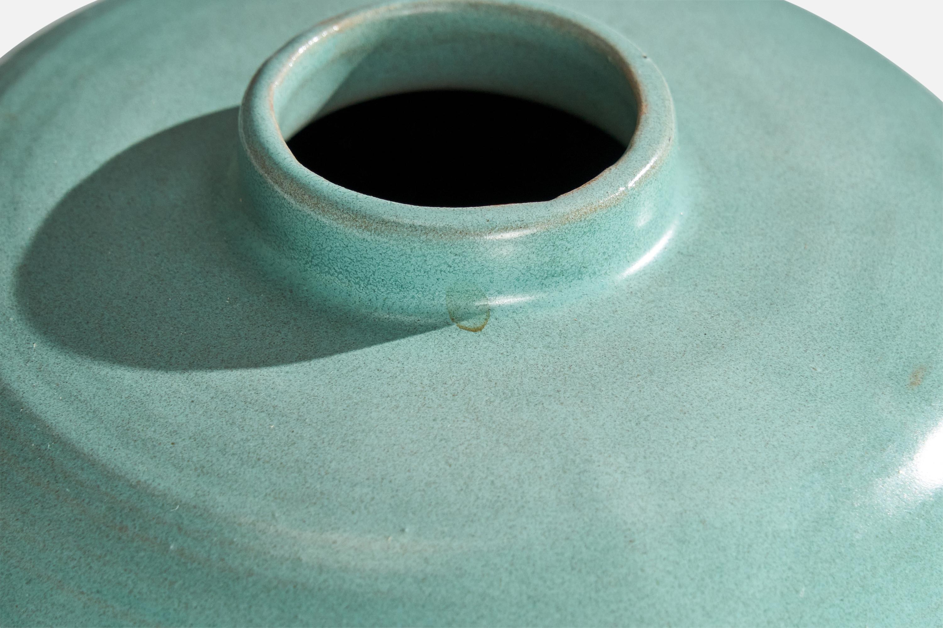 Schwedische Designerin, Vase, Keramik, Schweden, 1930er Jahre im Angebot 1