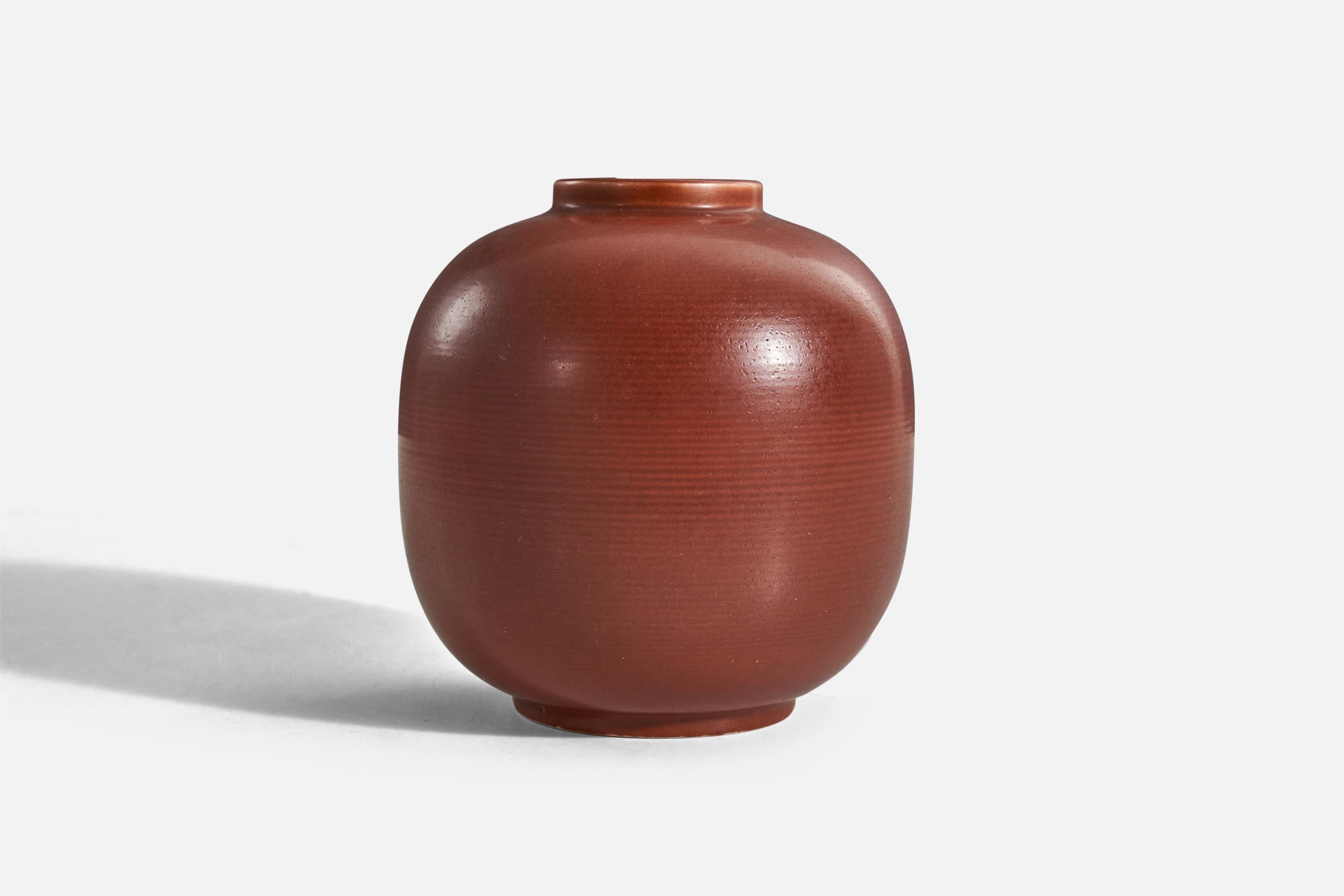 Mid-Century Modern Swedish Designer, Vase, Red-Glazed Earthenware, Sweden, c. 1940s For Sale