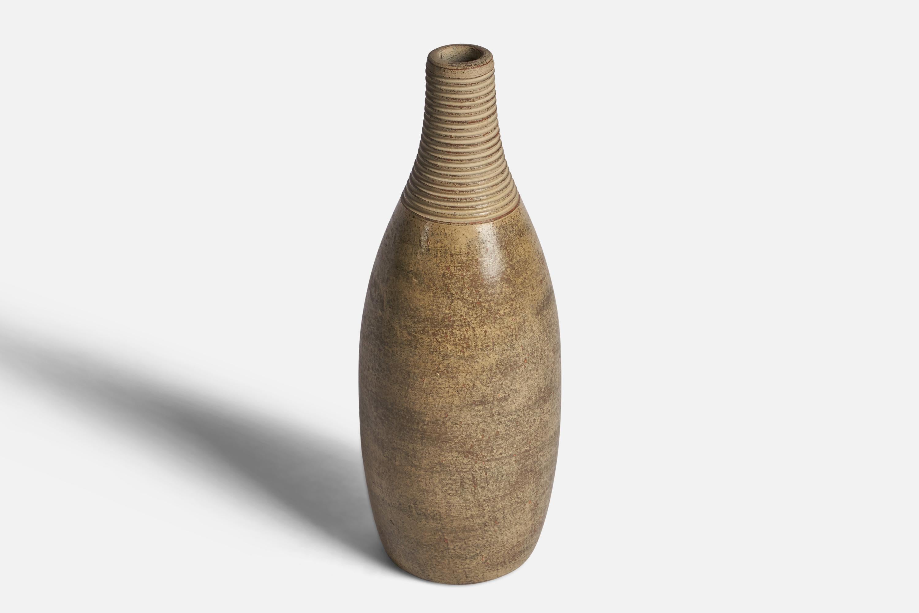 Scandinavian Modern Swedish Designer, Vase, Stoneware, Sweden, 1940s For Sale