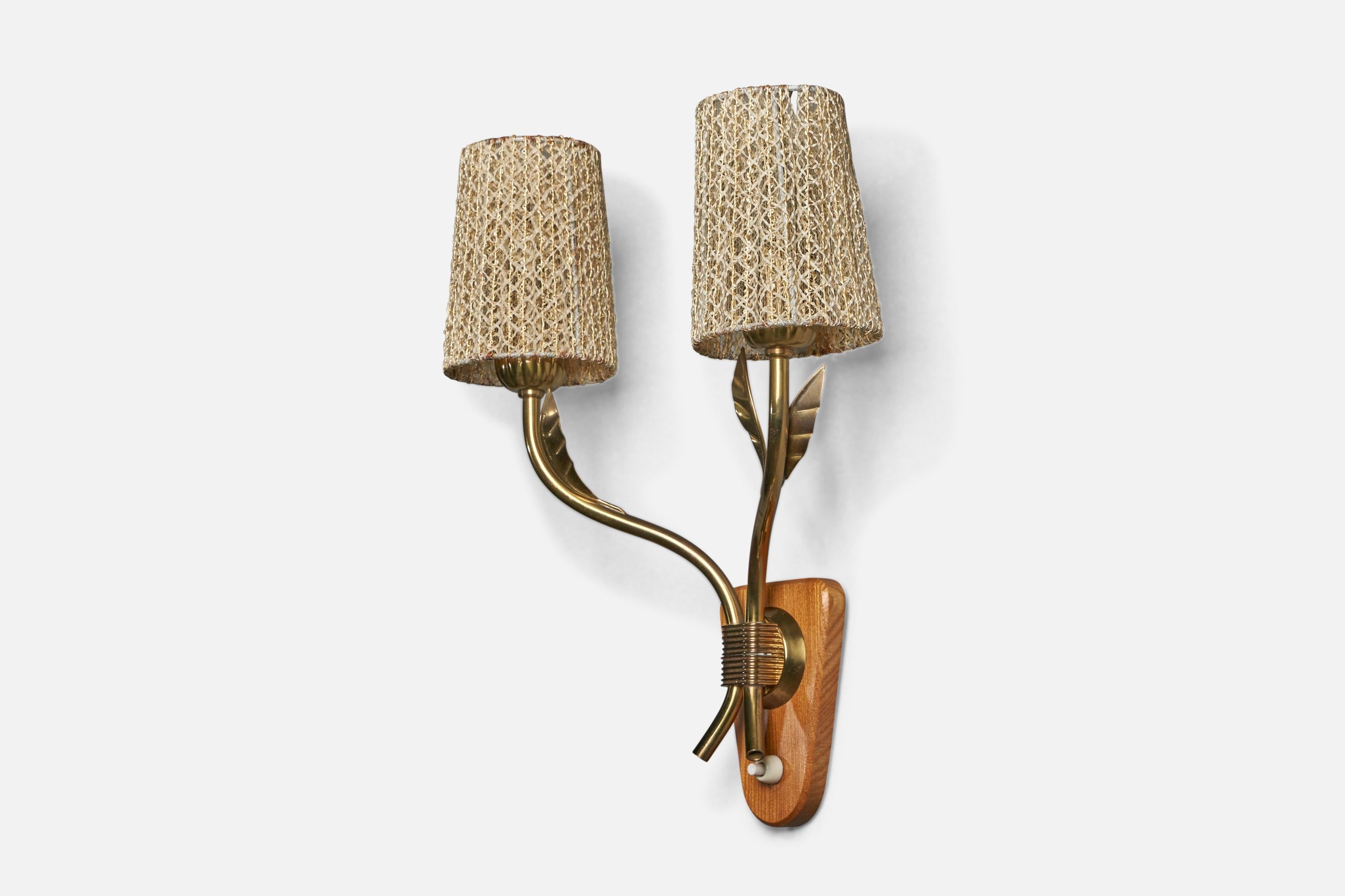 Scandinavian Modern Swedish Designer, Wall Light, Brass, Elm, Fabric, Sweden, 1940s For Sale