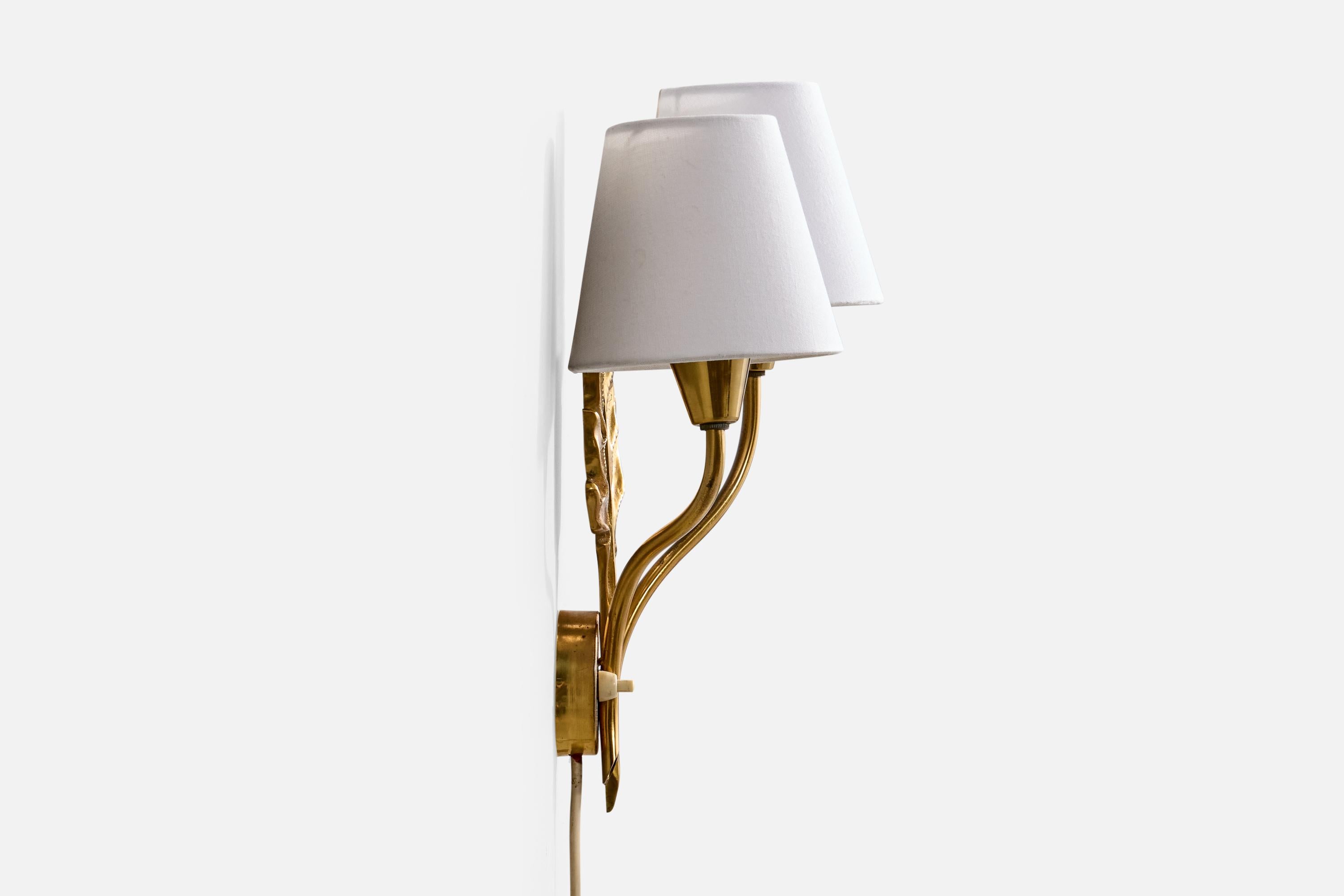 Svedese Swedish Designer, Wall Light, Brass, Fabric, Sweden, 1950s in vendita