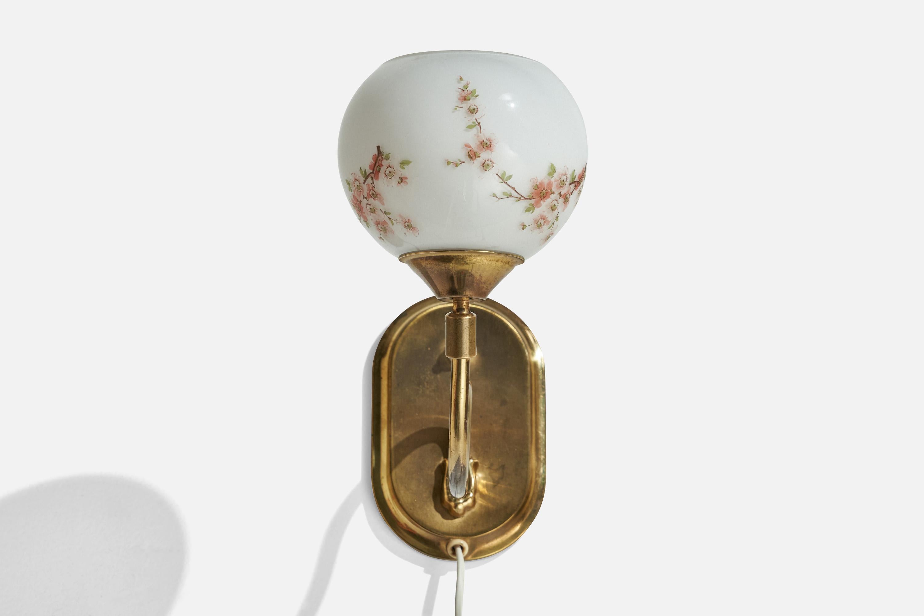 Scandinavian Modern Swedish Designer, Wall Light, Brass, Glass, Sweden, 1940s For Sale