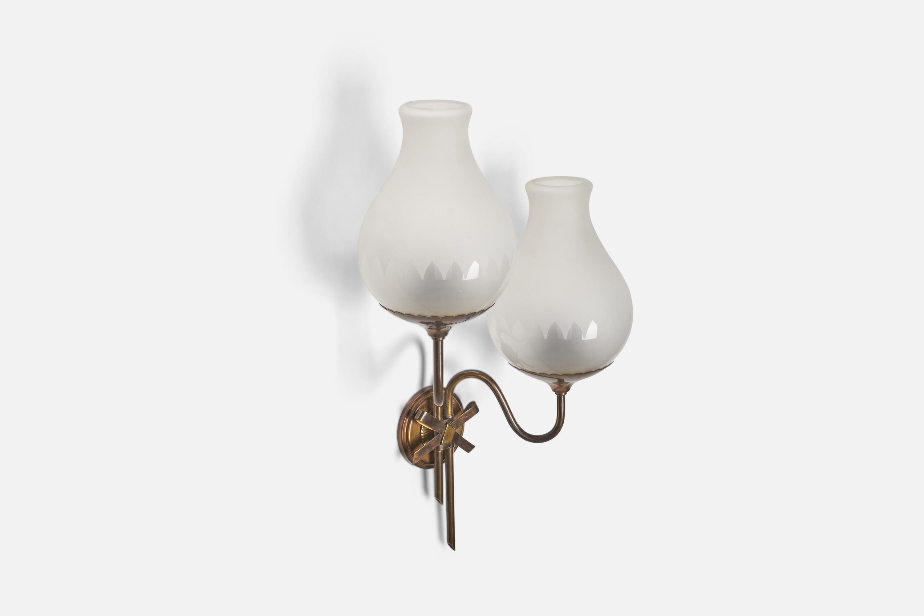 Swedish Designer, Wall Light, Brass, Glass, Sweden, 1940s For Sale 1